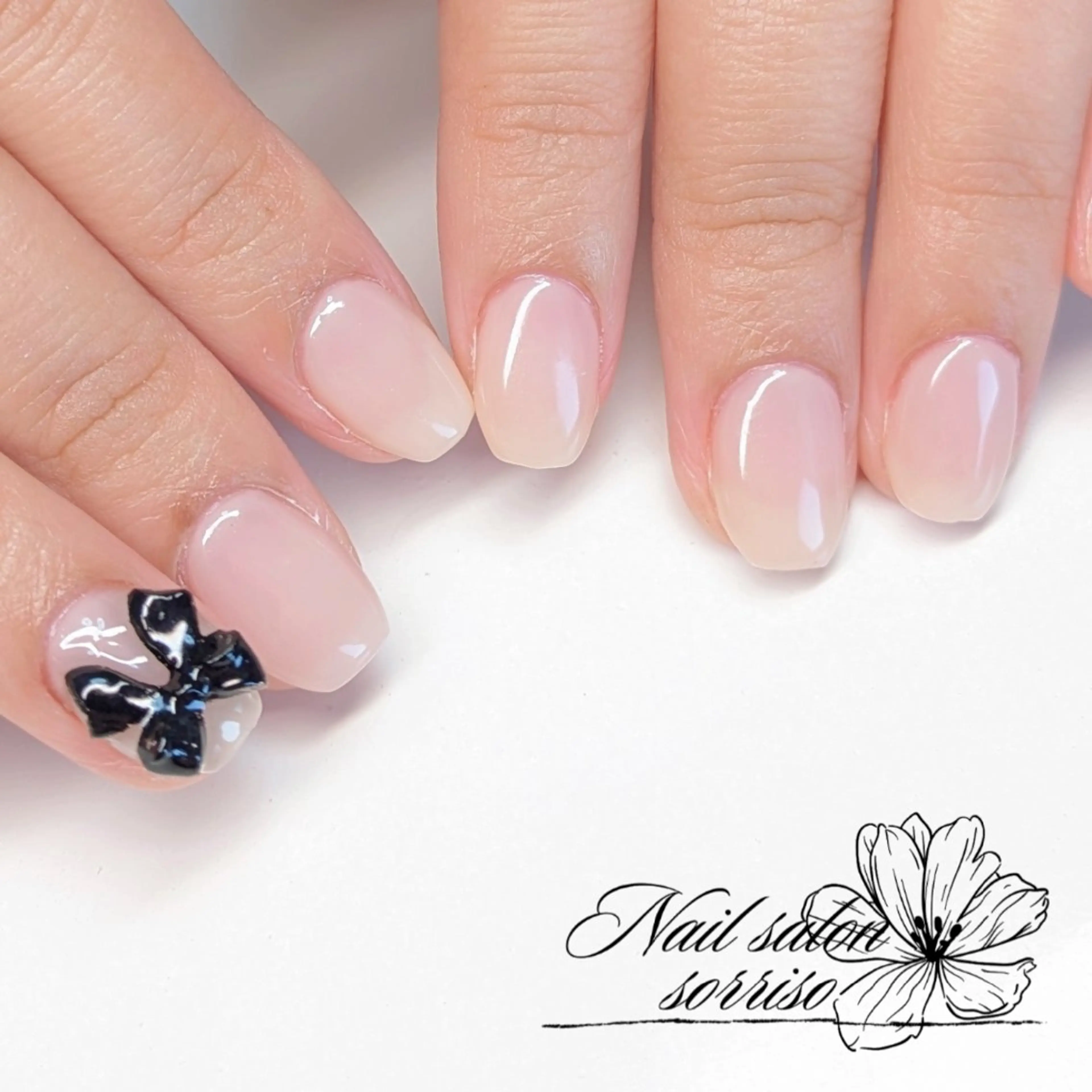 ネイル KOYAMA KIMIEのネイルデザイン