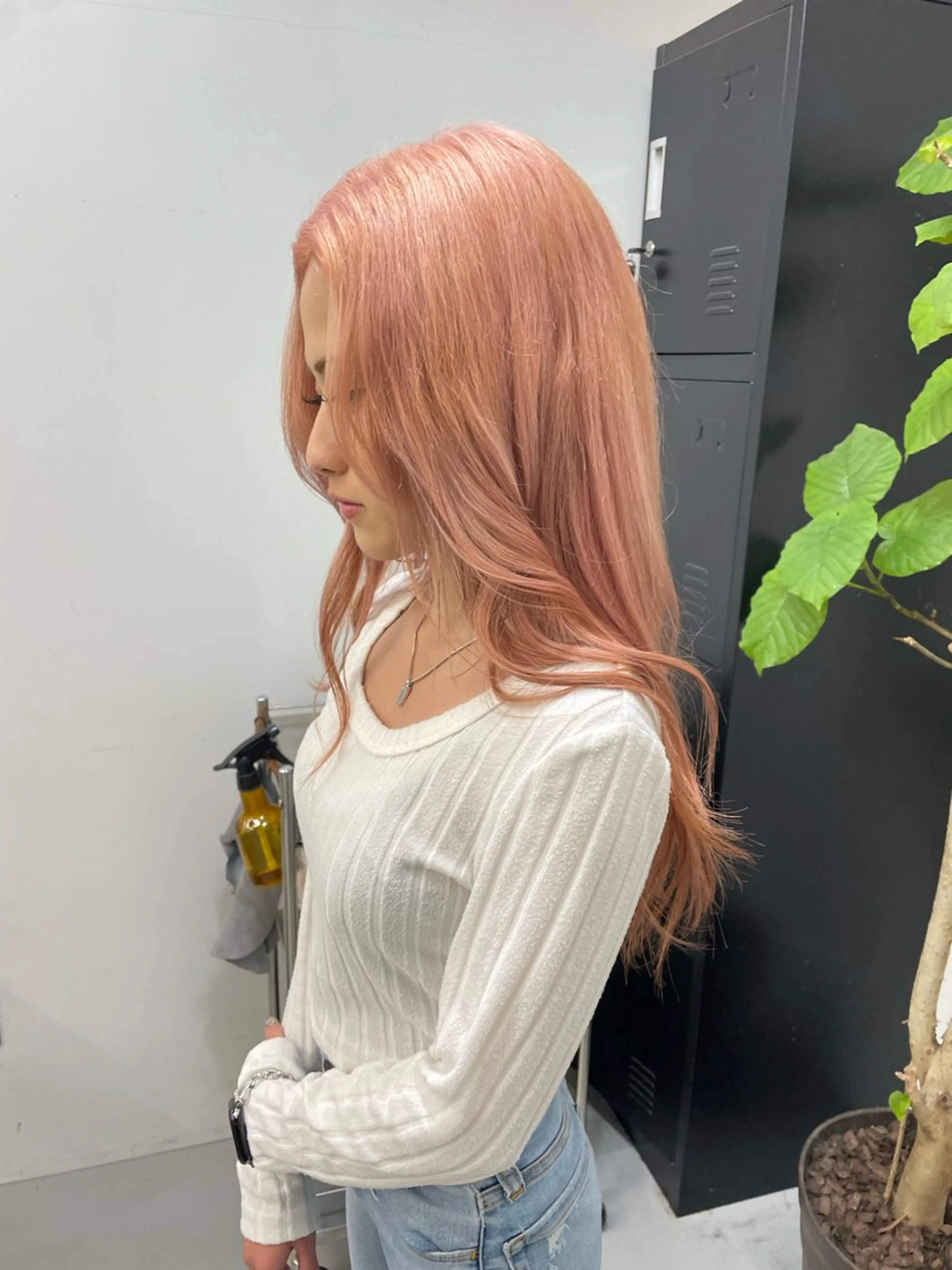 ロング カラー ヘアカラー カットモデル/ ハイトーン/ゆうあのヘアスタイル