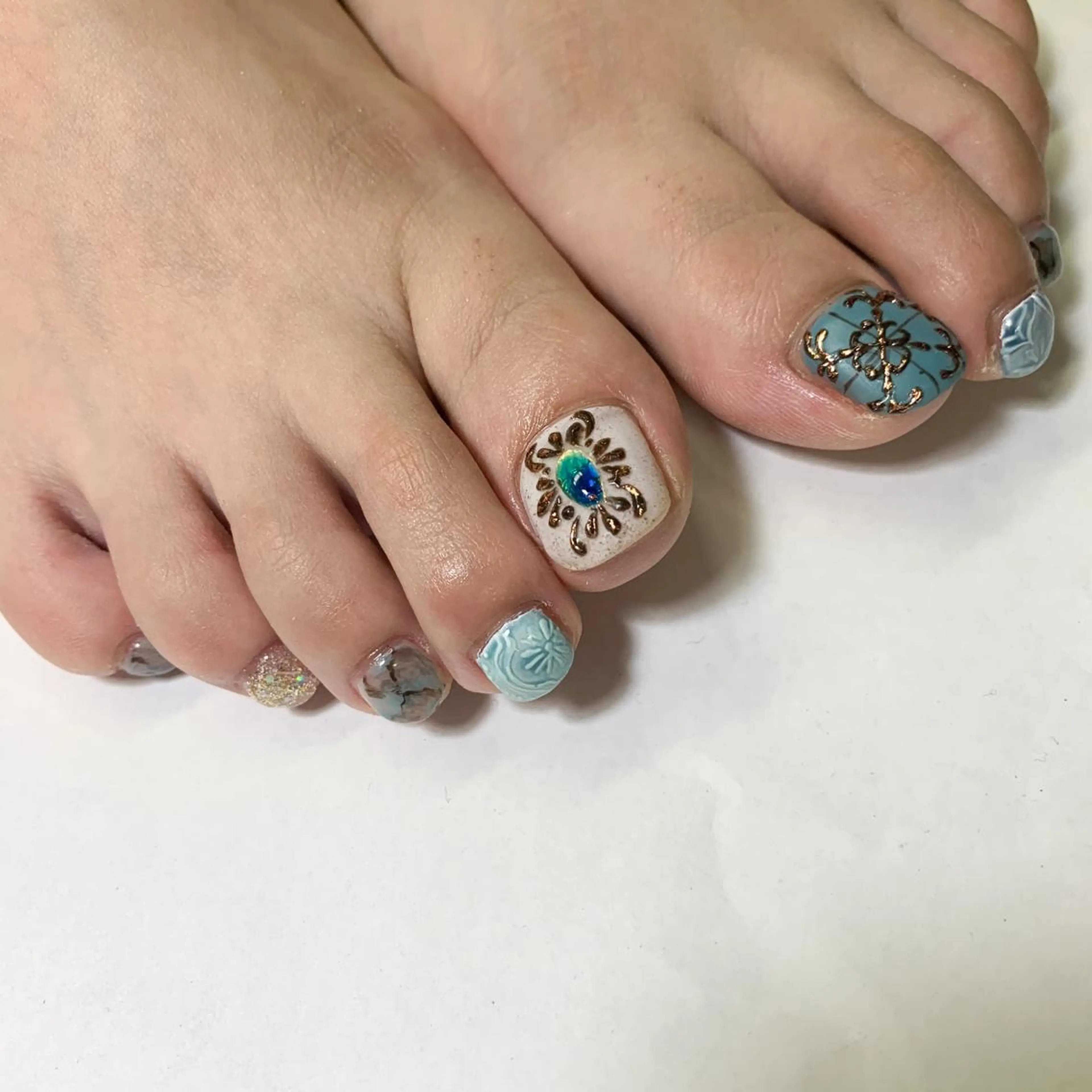 ネイル フットネイル FIORITURA aiのネイルデザイン