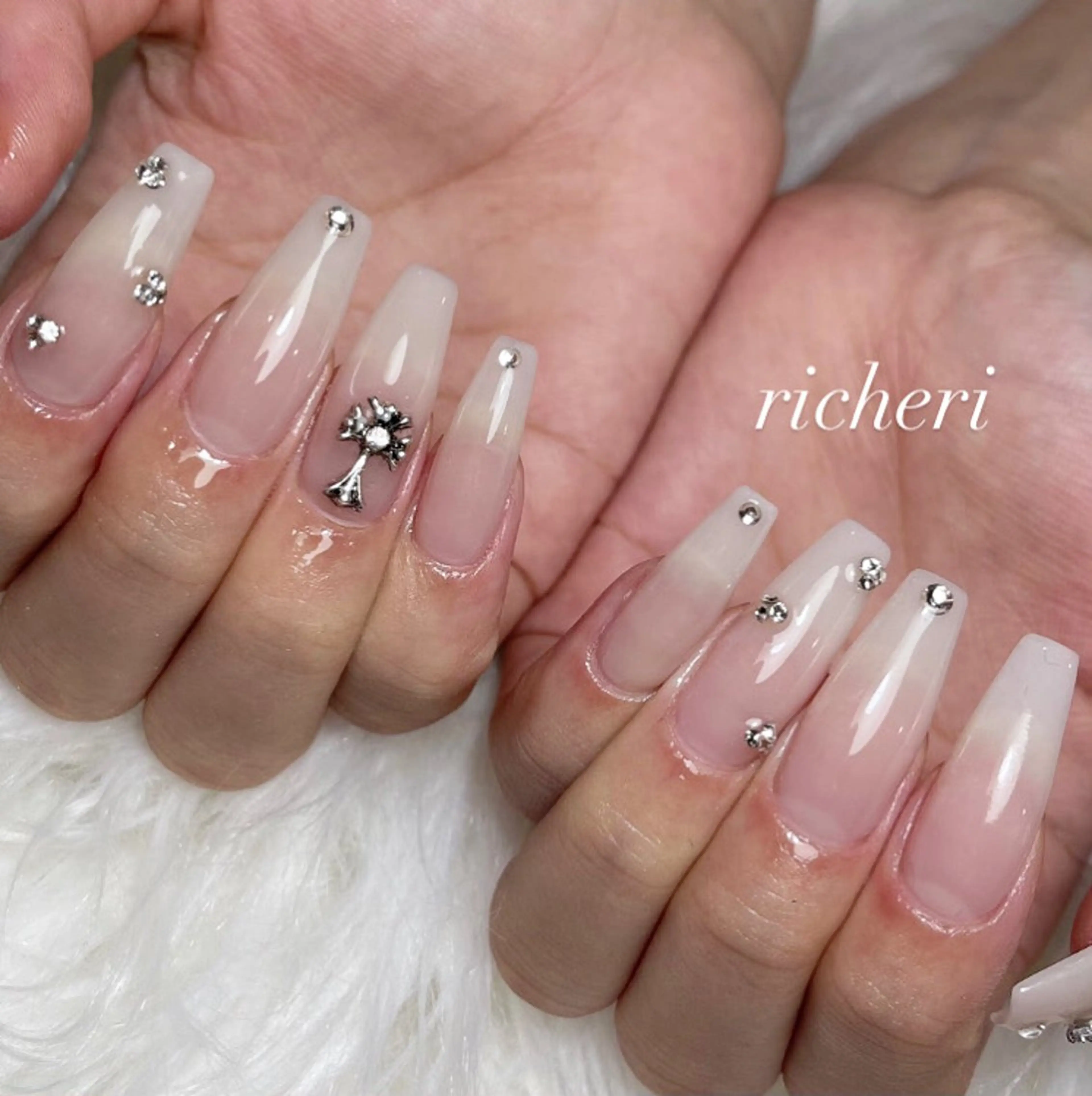 ネイル ハンドネイル richeri beautyのエステ・リラクイメージ