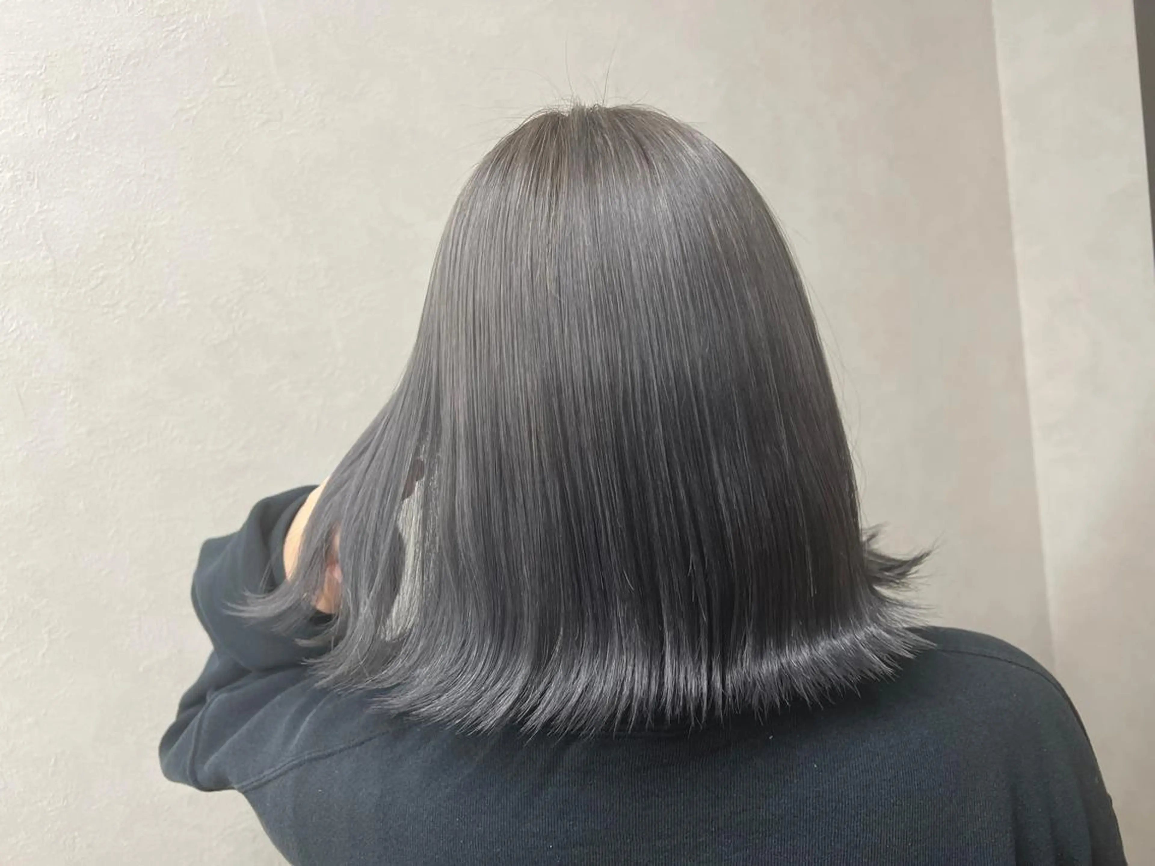 ミディアム カラー バレイヤージュ ブリーチ ケアブリーチ ダブルカラー イヤリングカラー カット ヘアカラー SALOWIN横浜suite店所属・🌷かわばた めい🌷のヘアスタイル