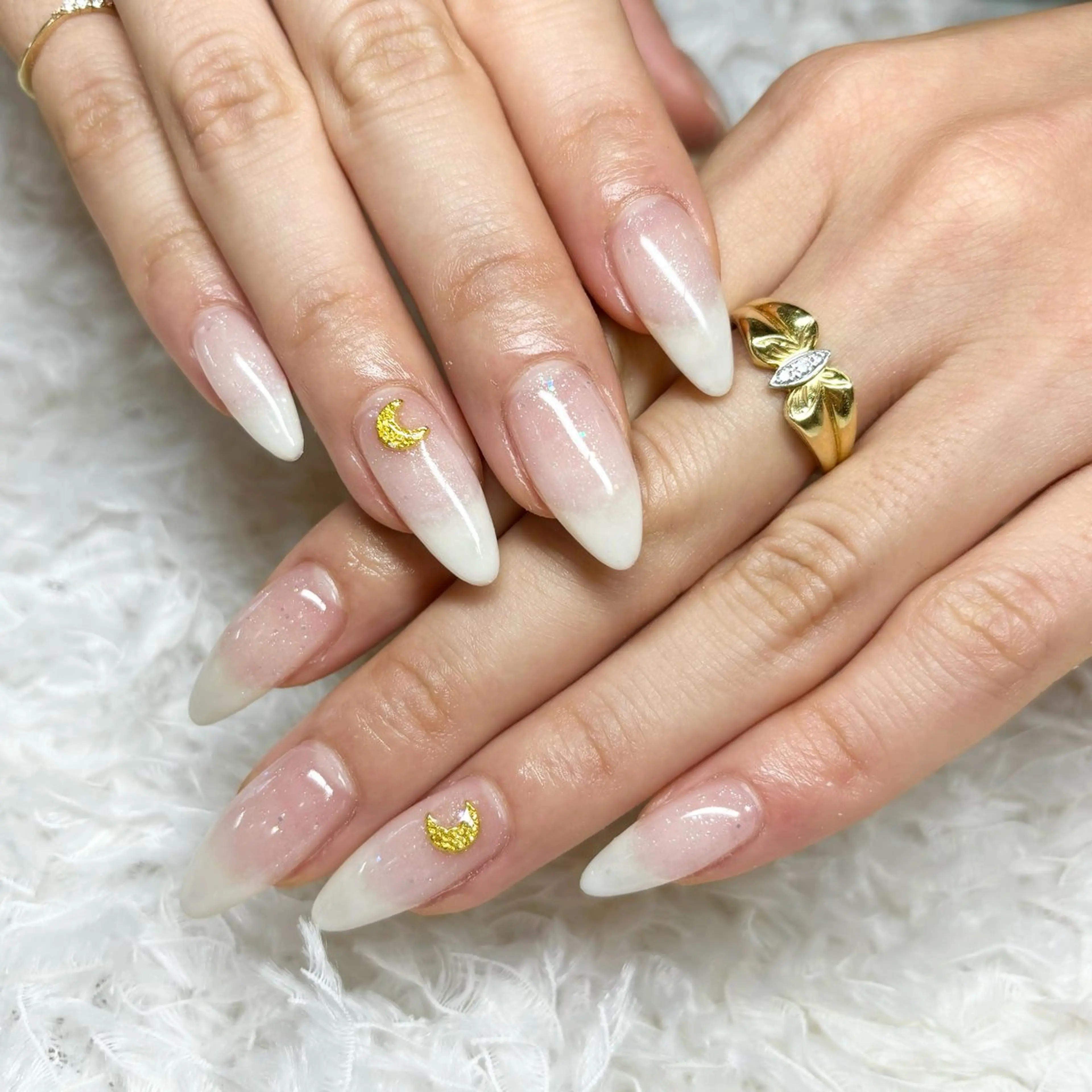 ネイル ラメ(グリッター) ワンカラーネイル ハンドネイル 鈴木 華乃のネイルデザイン