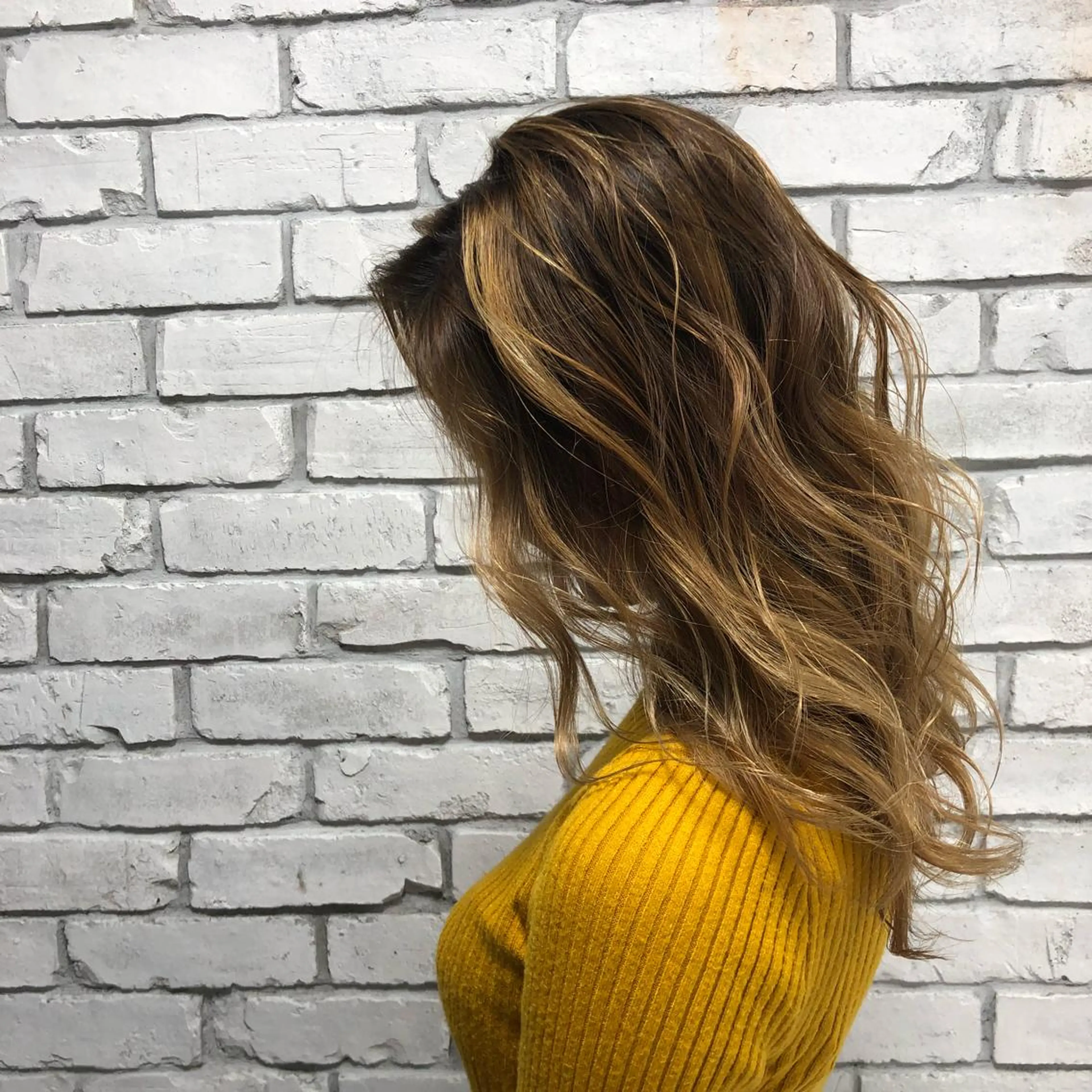 セミロング カラー バレイヤージュ ブリーチ ケアブリーチ ダブルカラー ハイライトカラー welring hair salon所属・welring hair salonのヘアスタイル