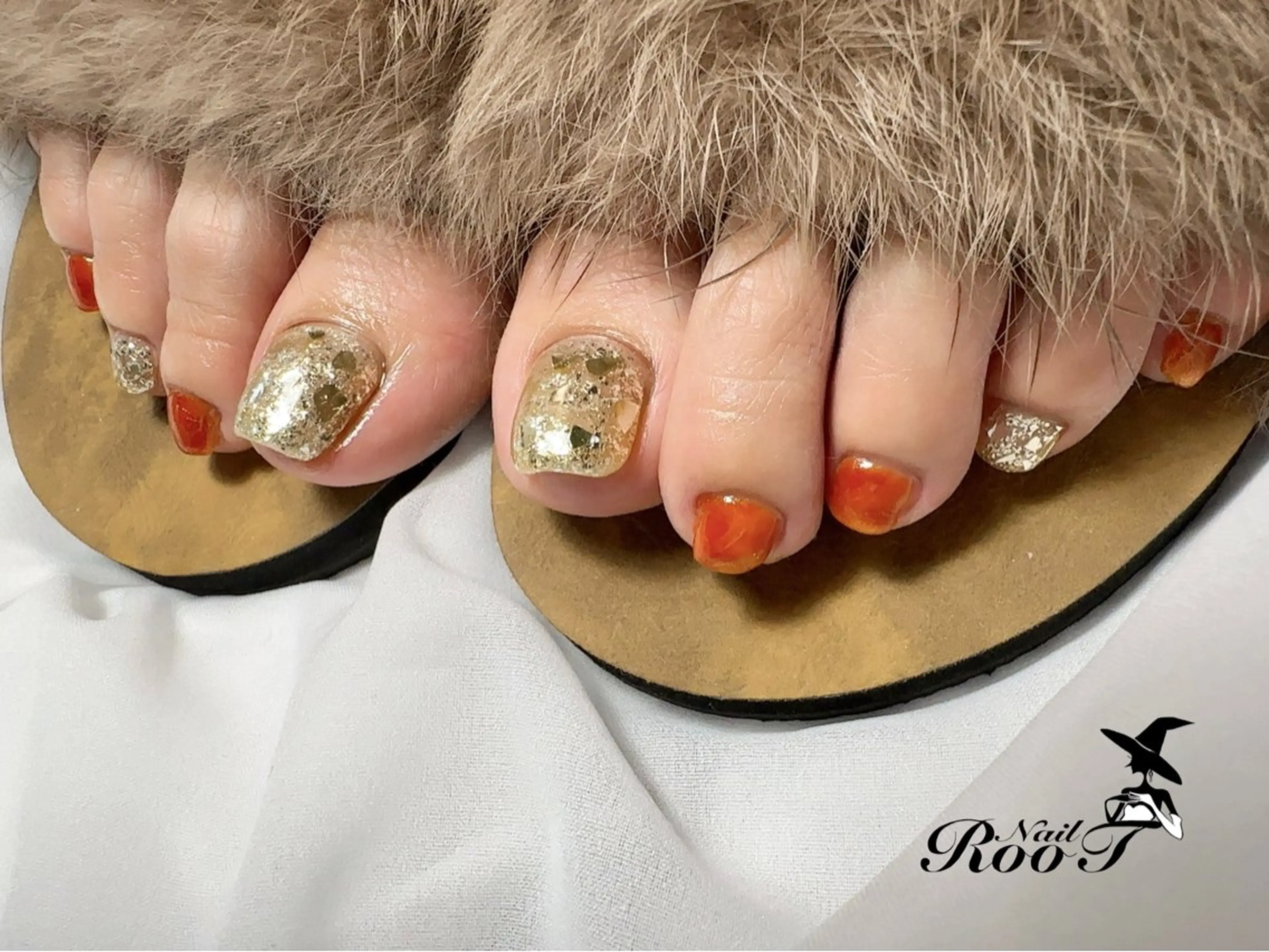 ネイル マグネットネイル ミラーネイル フットネイル RooT Nailのネイルデザイン