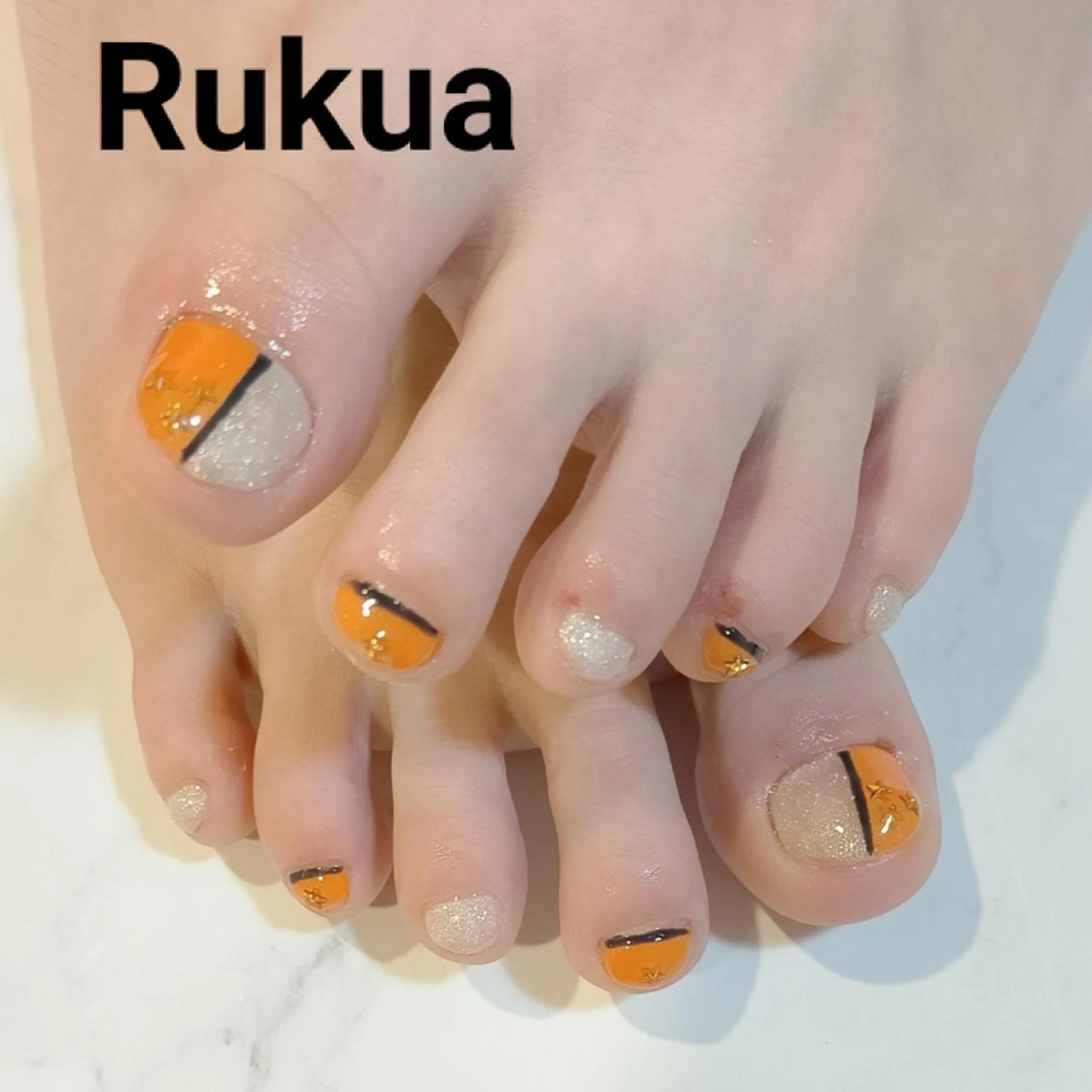 ネイル フットネイル 吉澤 友恵のネイルデザイン