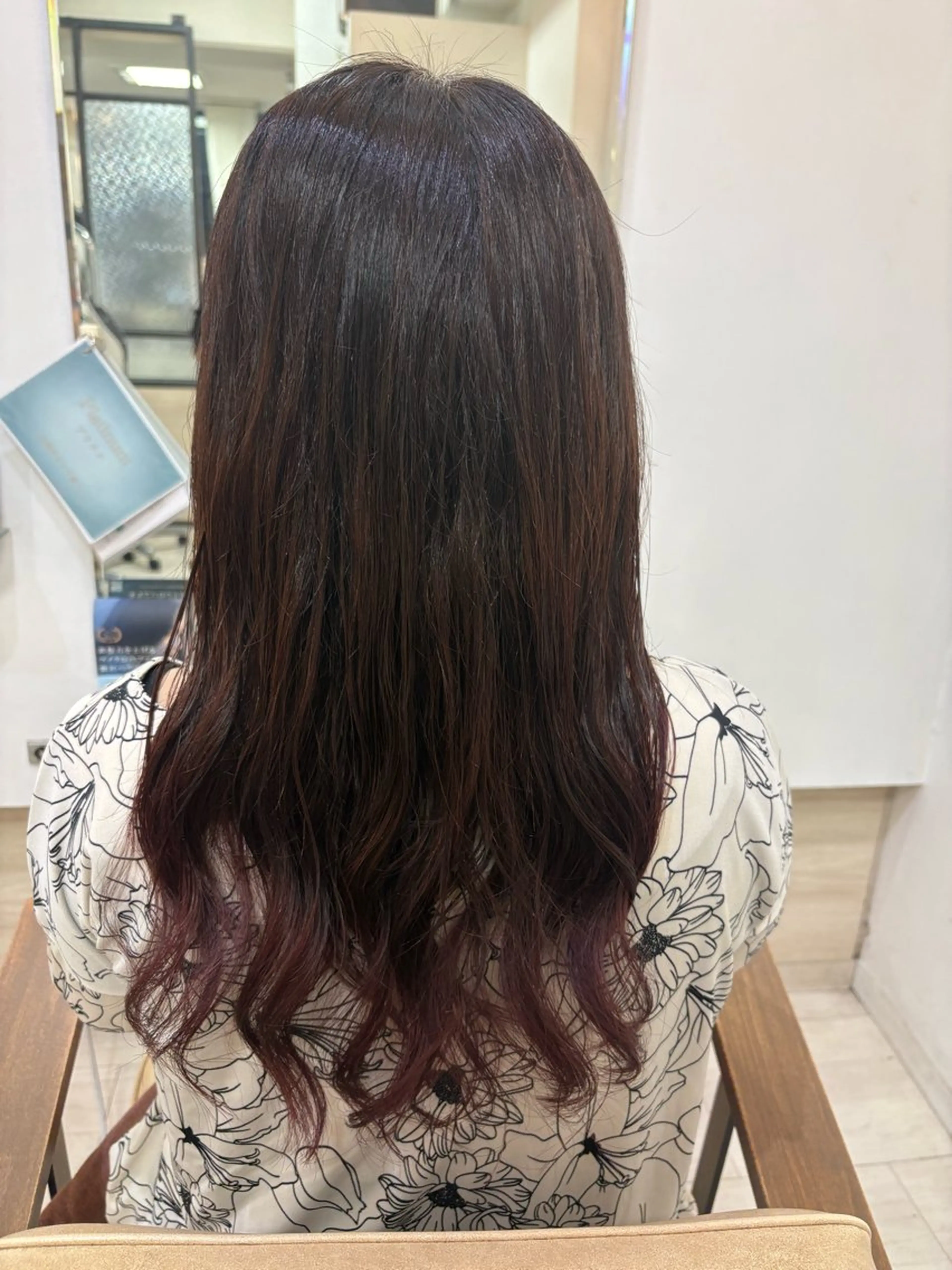 カラー ヘアカラー 栗田 優月のヘアスタイル