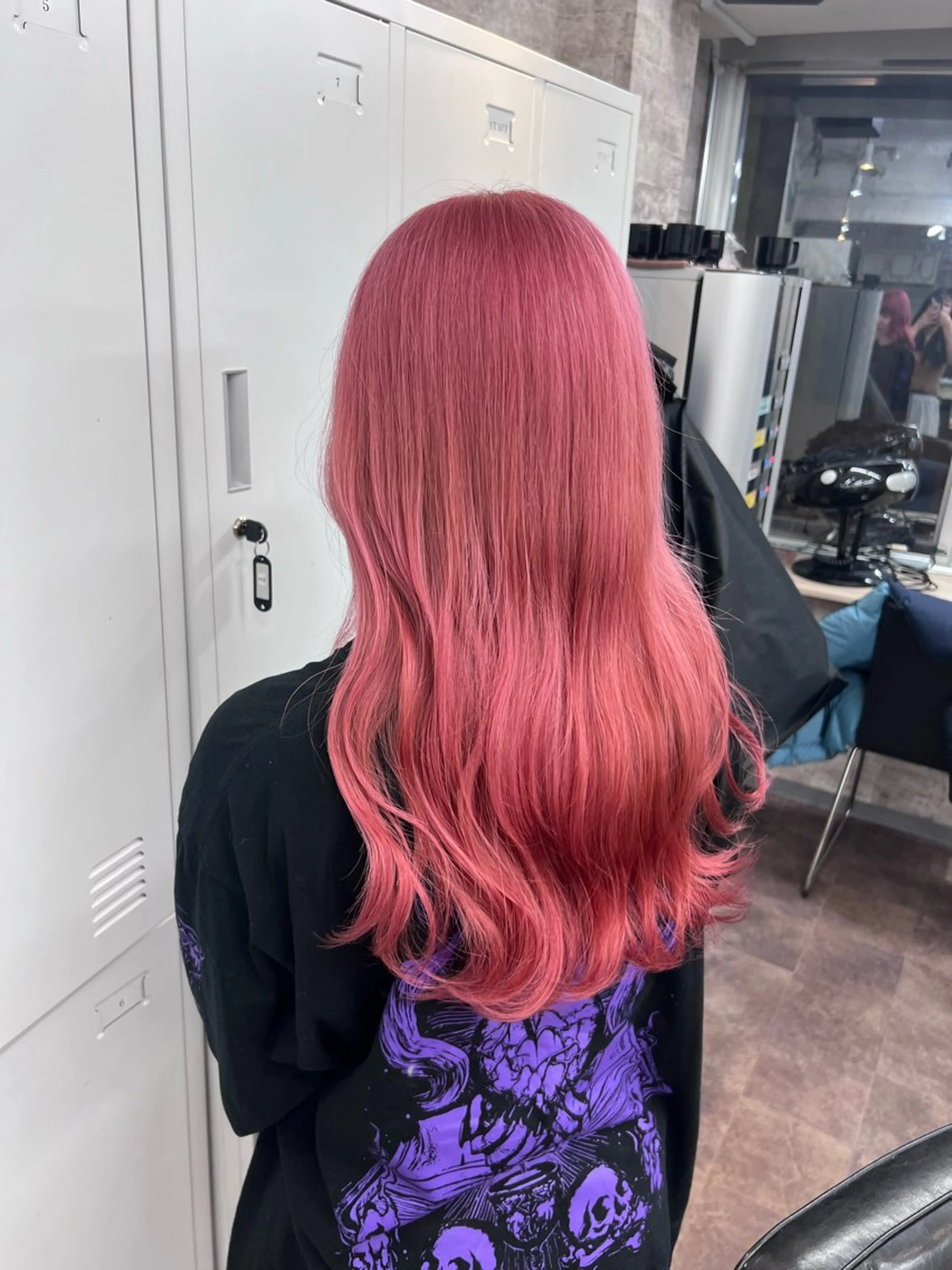 ロング ヘアカラー ⚡️ エマ🥑のヘアスタイル