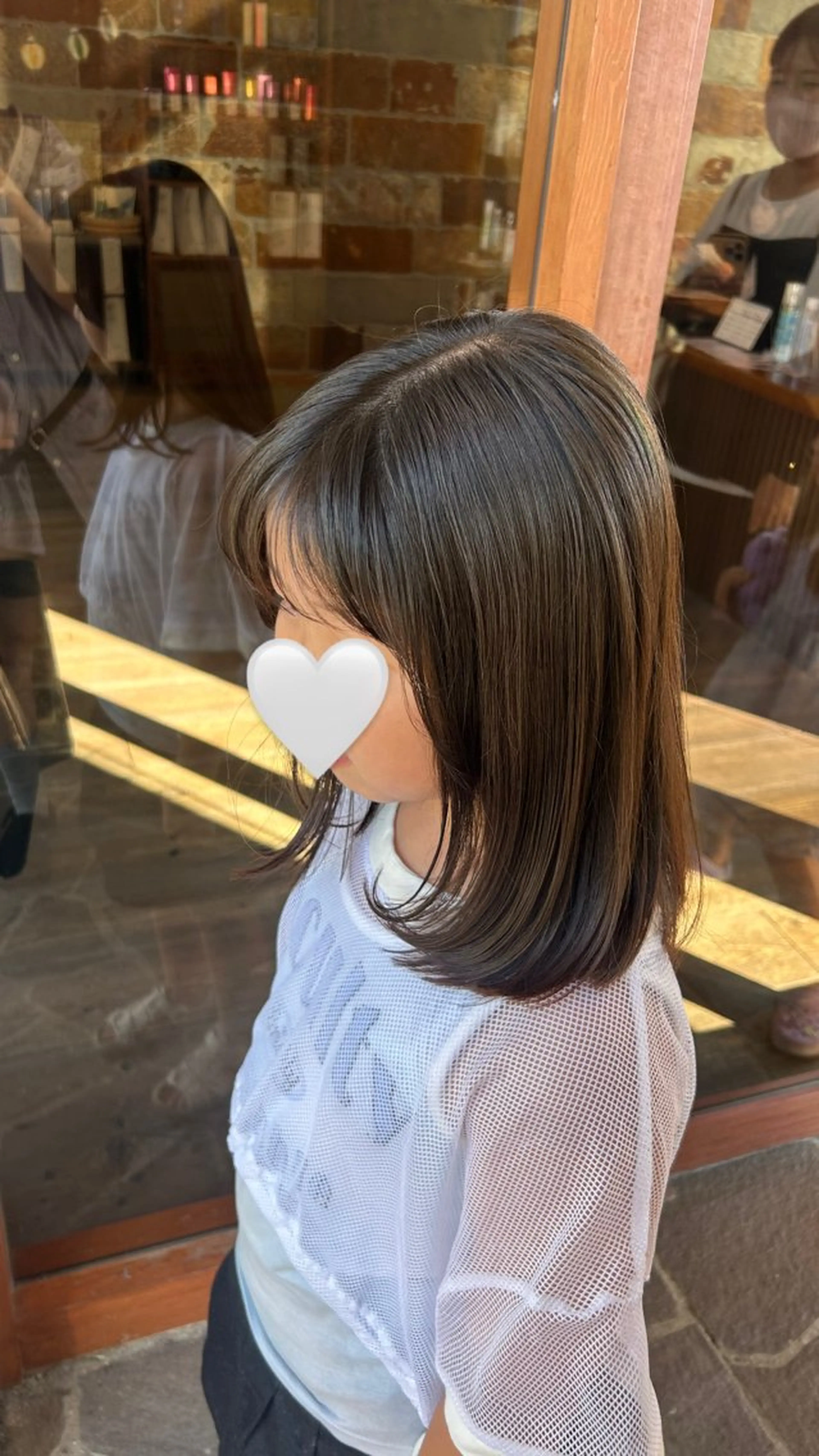 セミロング 顔周りカット カット 村松 麻菜のヘアスタイル