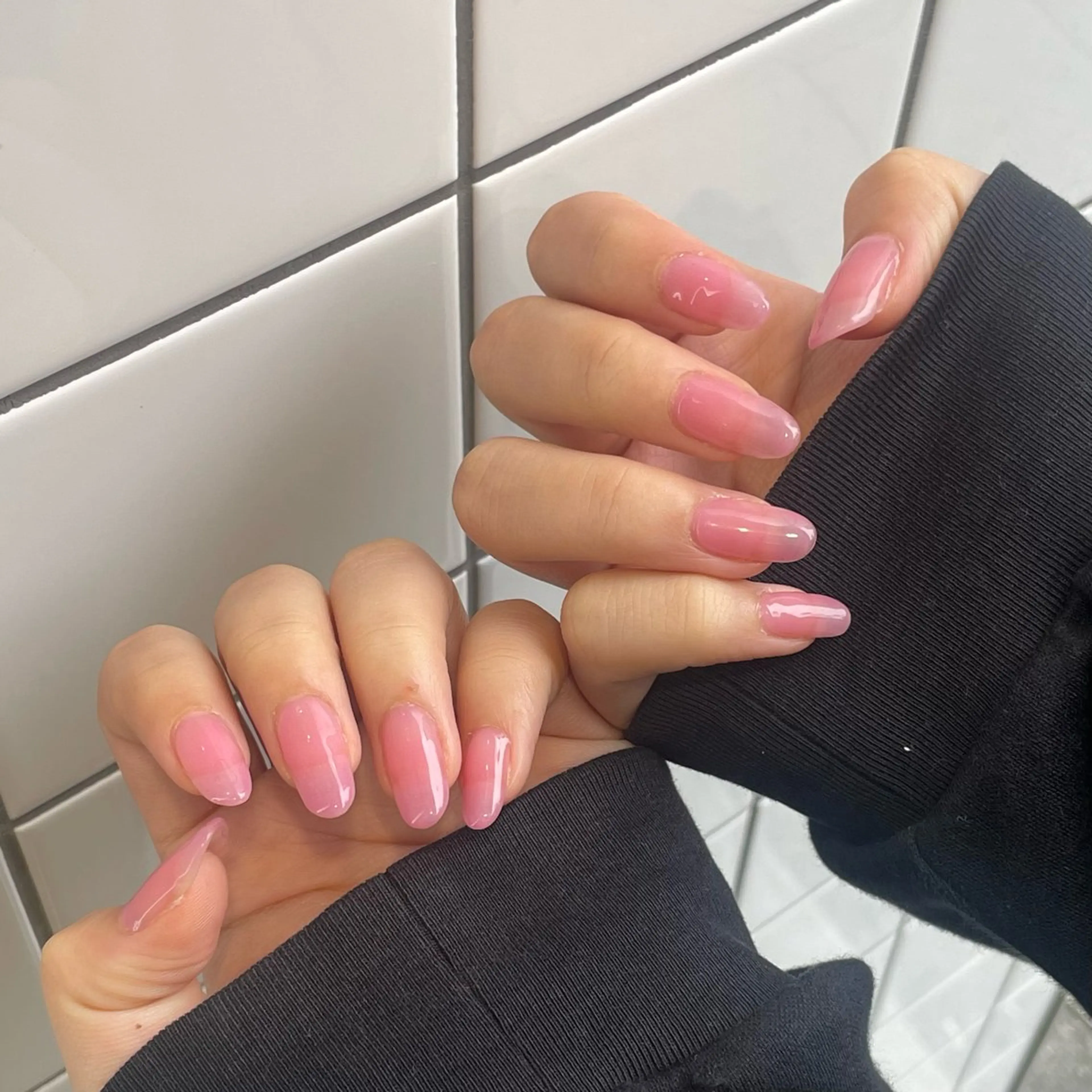 ネイル ななみ.⋆𝜗𝜚 暖色艶カラー/まつパのヘアスタイル