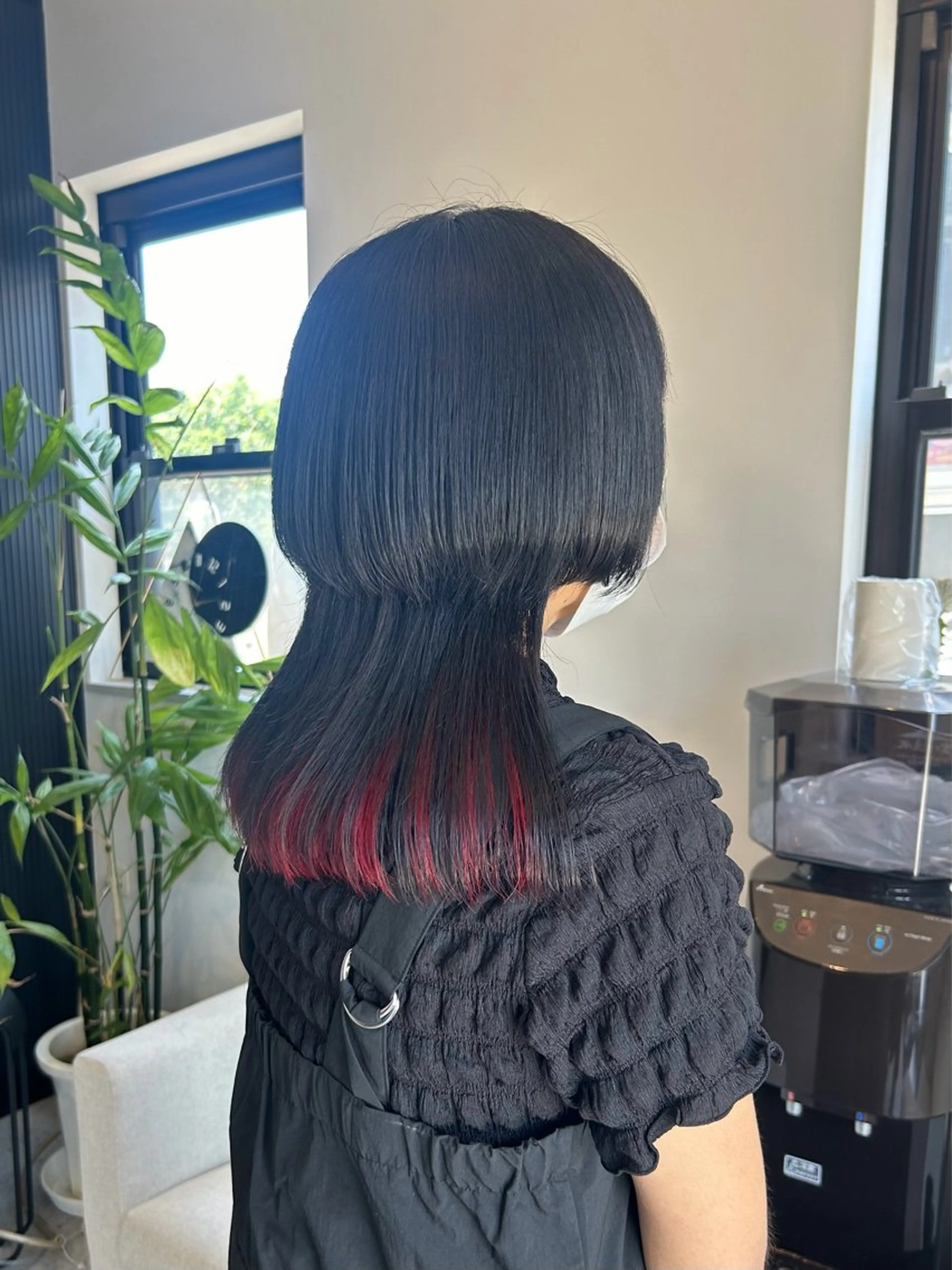 ミディアム カラー ブリーチ ケアブリーチ インナーカラー カット ヘアカラー トリートメント SHIINA シイナのヘアスタイル