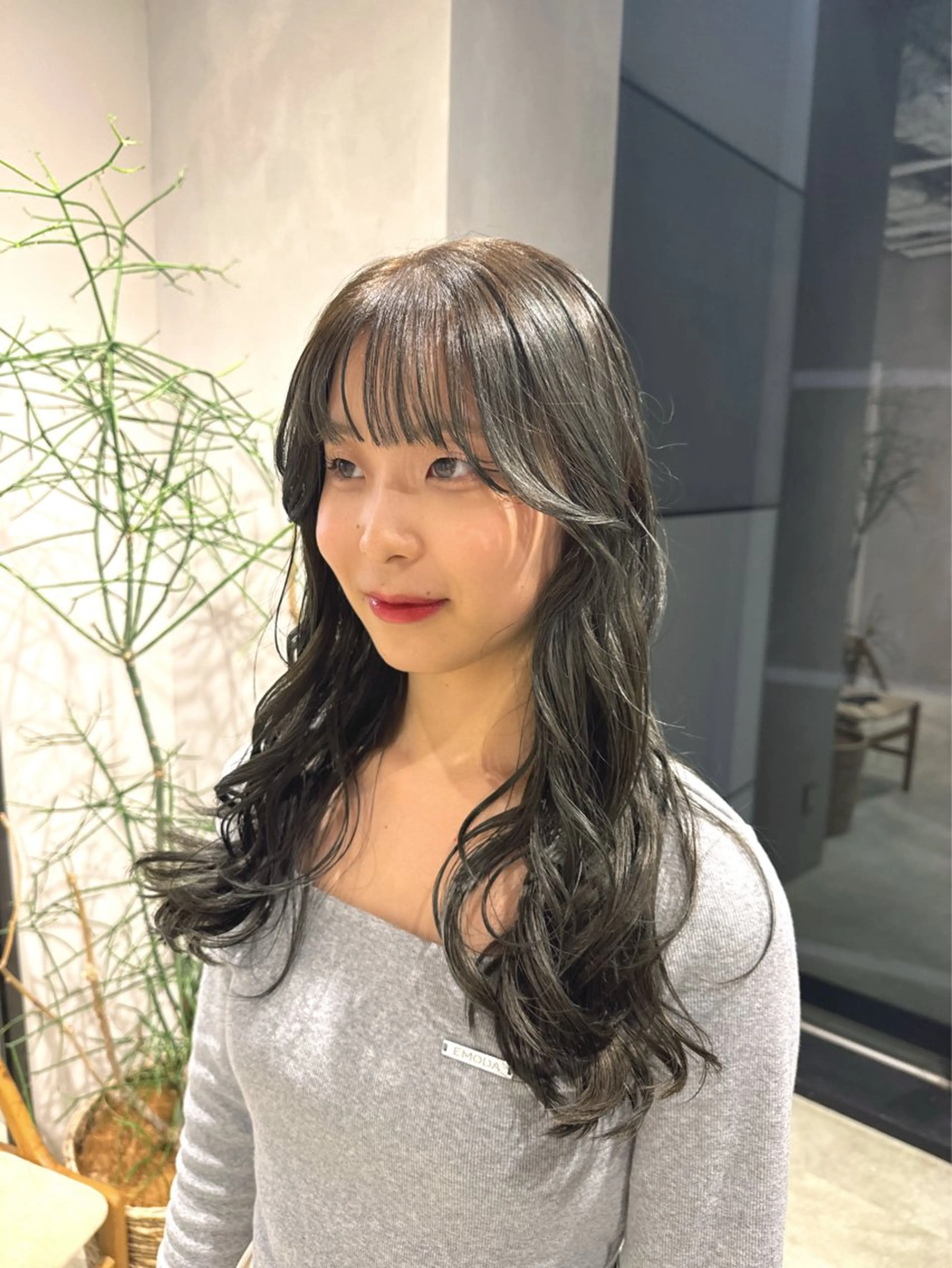カラー ブリーチ 透明感カラー ダブルカラー グレージュ ブリーチなしカラー カット ヘアカラー トリートメント 透明感カラー✨艶髪 制作🌱山根あゆみのヘアスタイル
