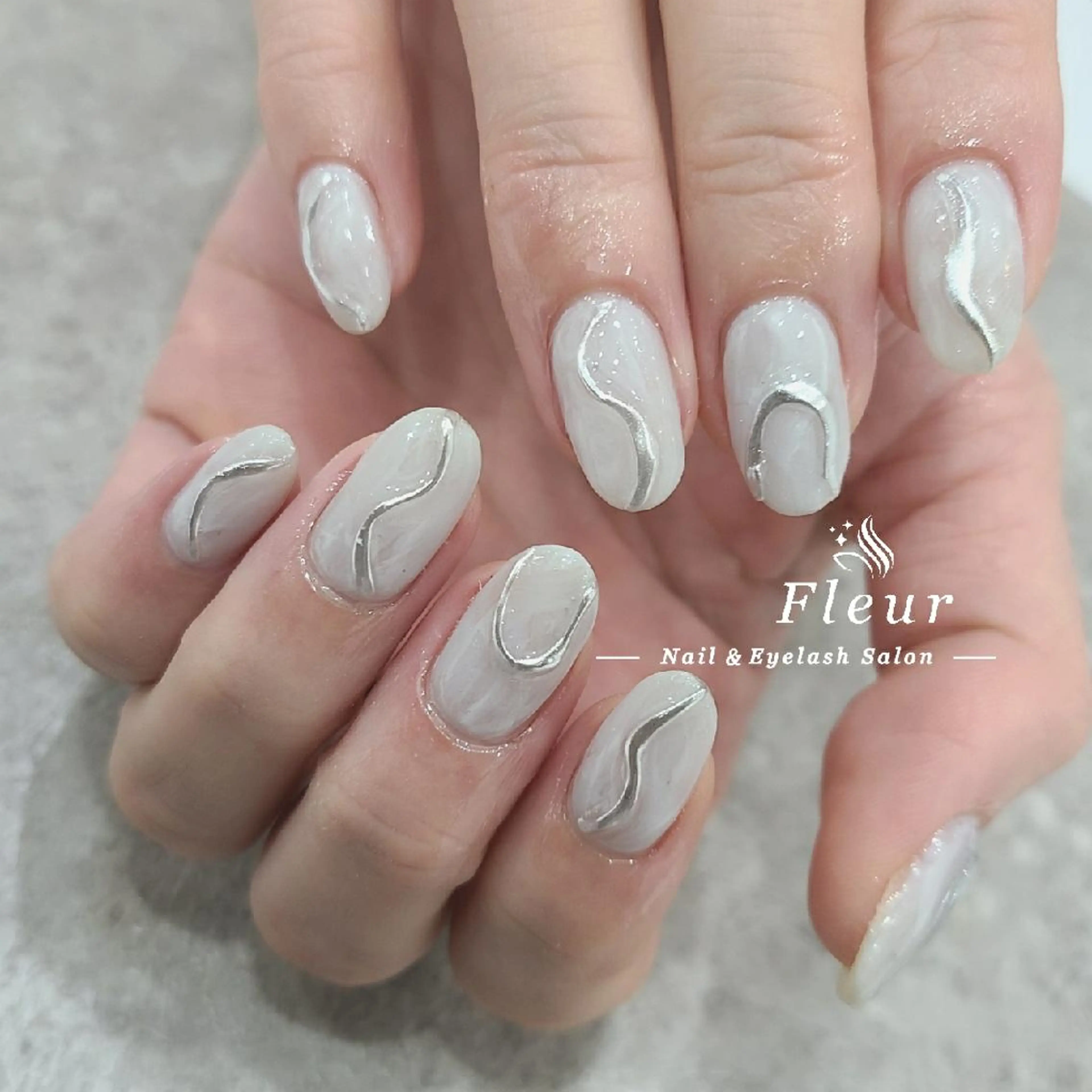 ショート ネイル ミラーネイル ニュアンスネイル nail&eye ♡Fleur♡のネイルデザイン