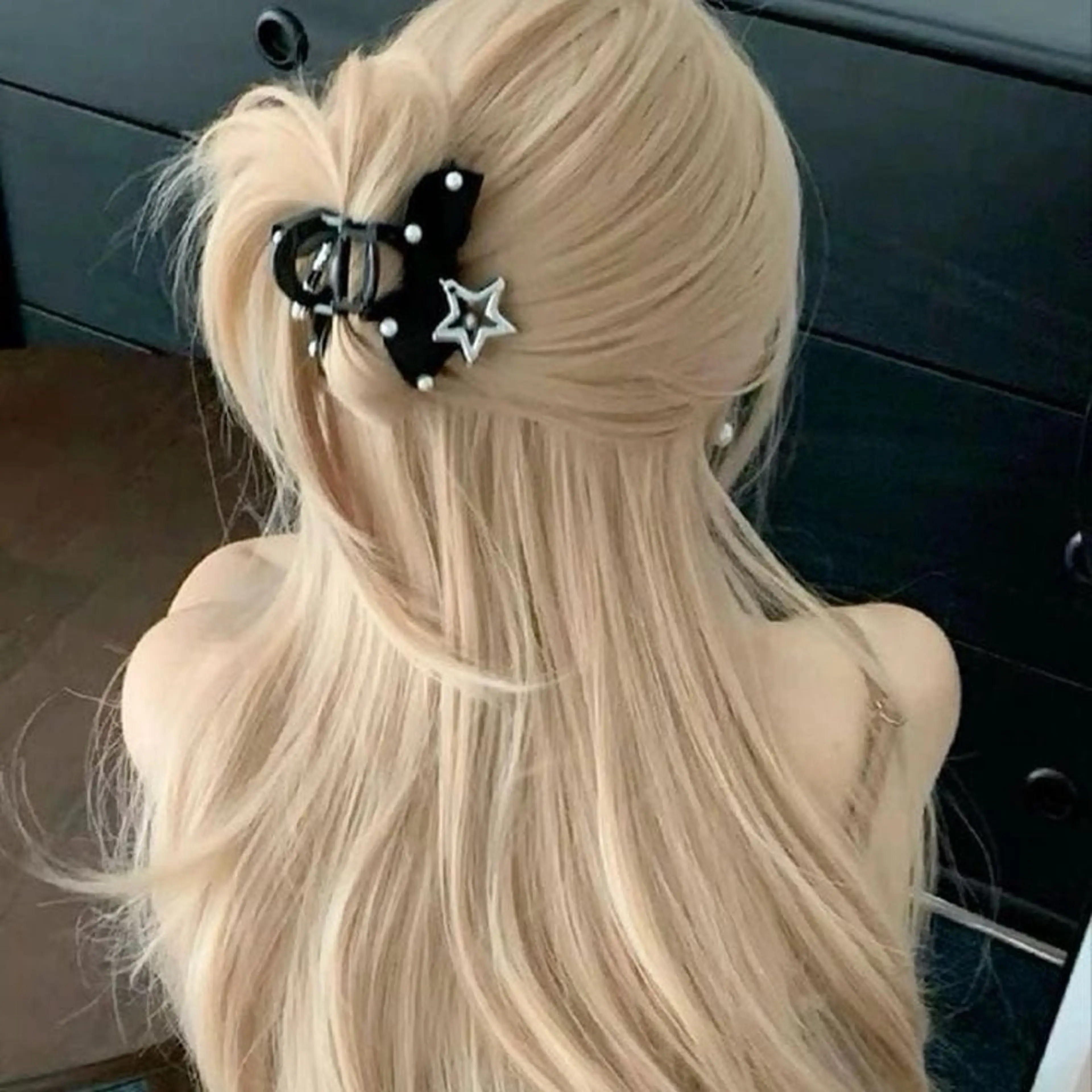 🥣3月限定メニュー🥣ダメージ軽減👱🏻‍♀️✨ケアブリーチ使用🎀ブリーチ1回➕カラー➕外部補習トリートメント🧴の写真