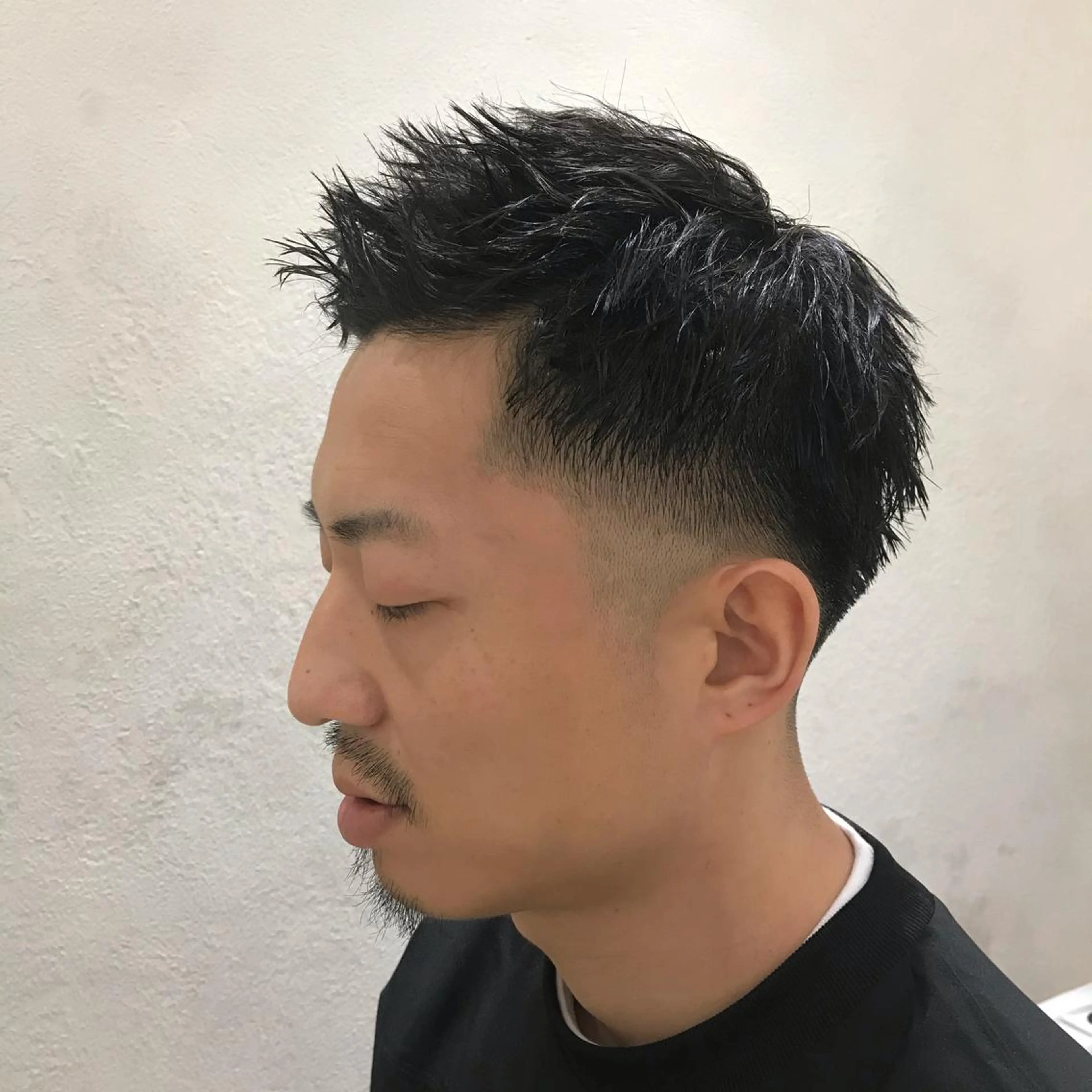 ショート パーマ メンズ メンズパーマ メンズツイストパーマ ツイストパーマ 大阪ヴィーガンサロン KANAKOのヘアスタイル