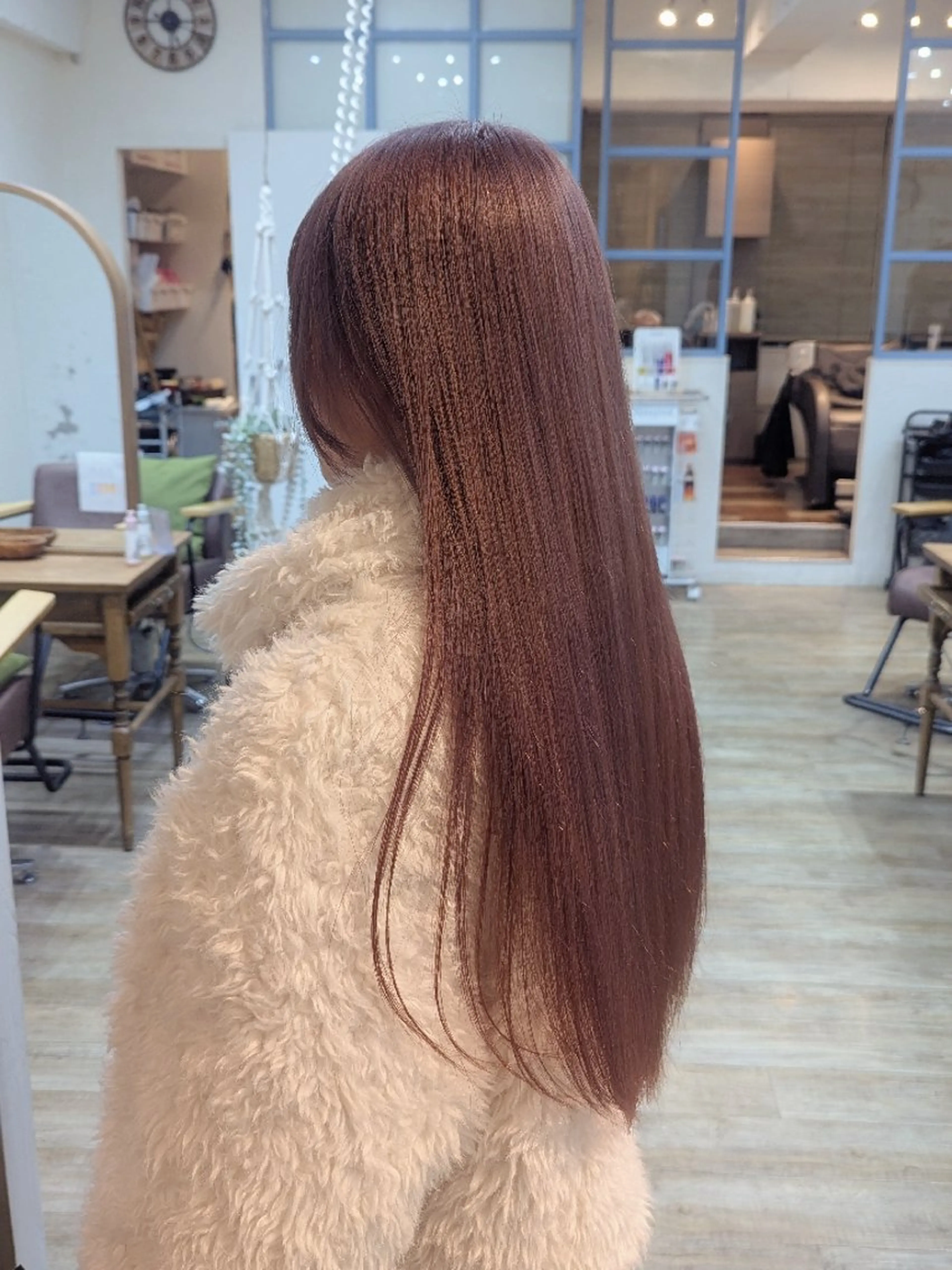 ロング カラー ヘアカラー トリートメント 🏹MIYU￤抜け感 ×柔らかカラーのヘアスタイル