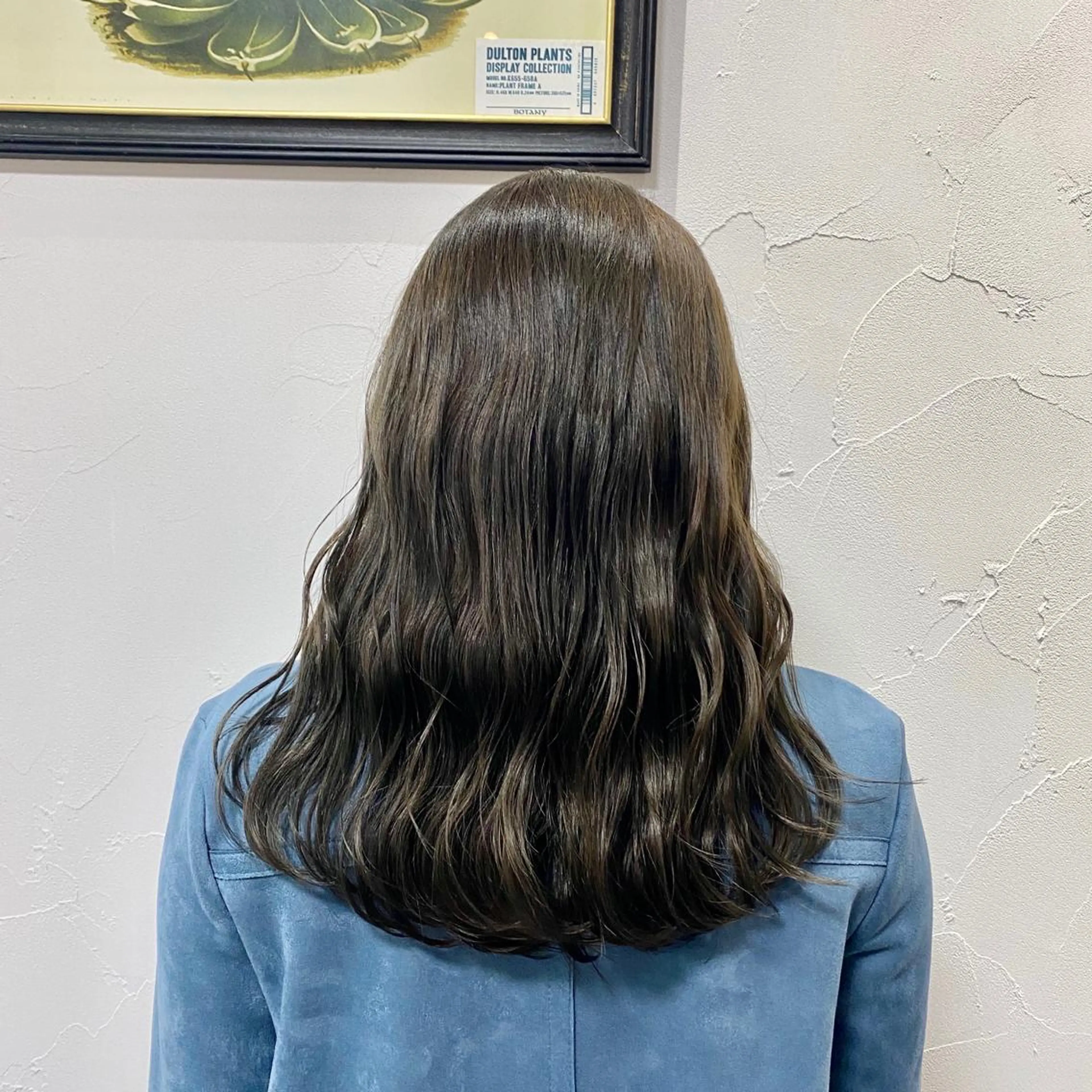 セミロング 脇田 杏菜のヘアスタイル