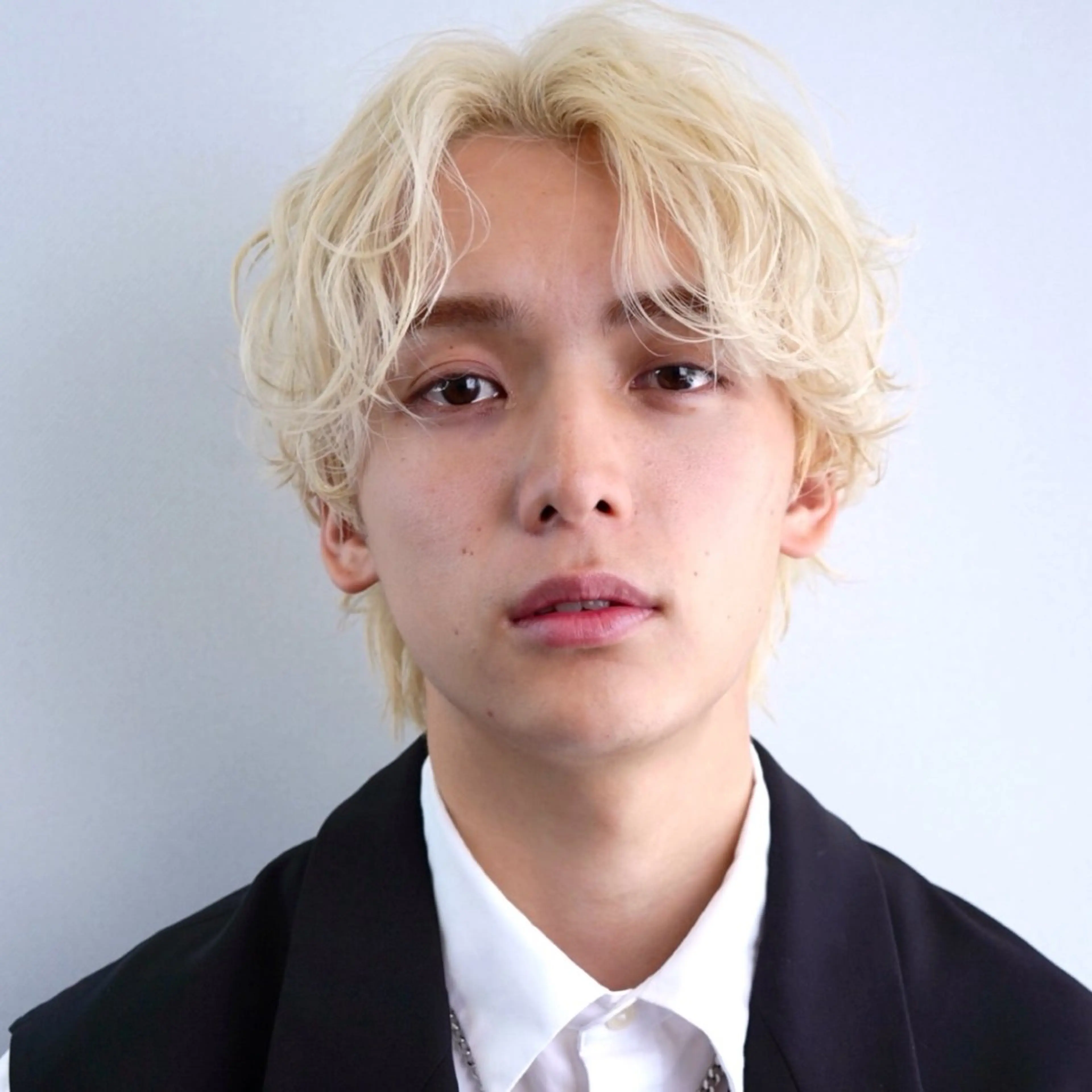 ショート カラー カット 縮毛矯正 渋谷 メンズ 木下 仁来のヘアスタイル