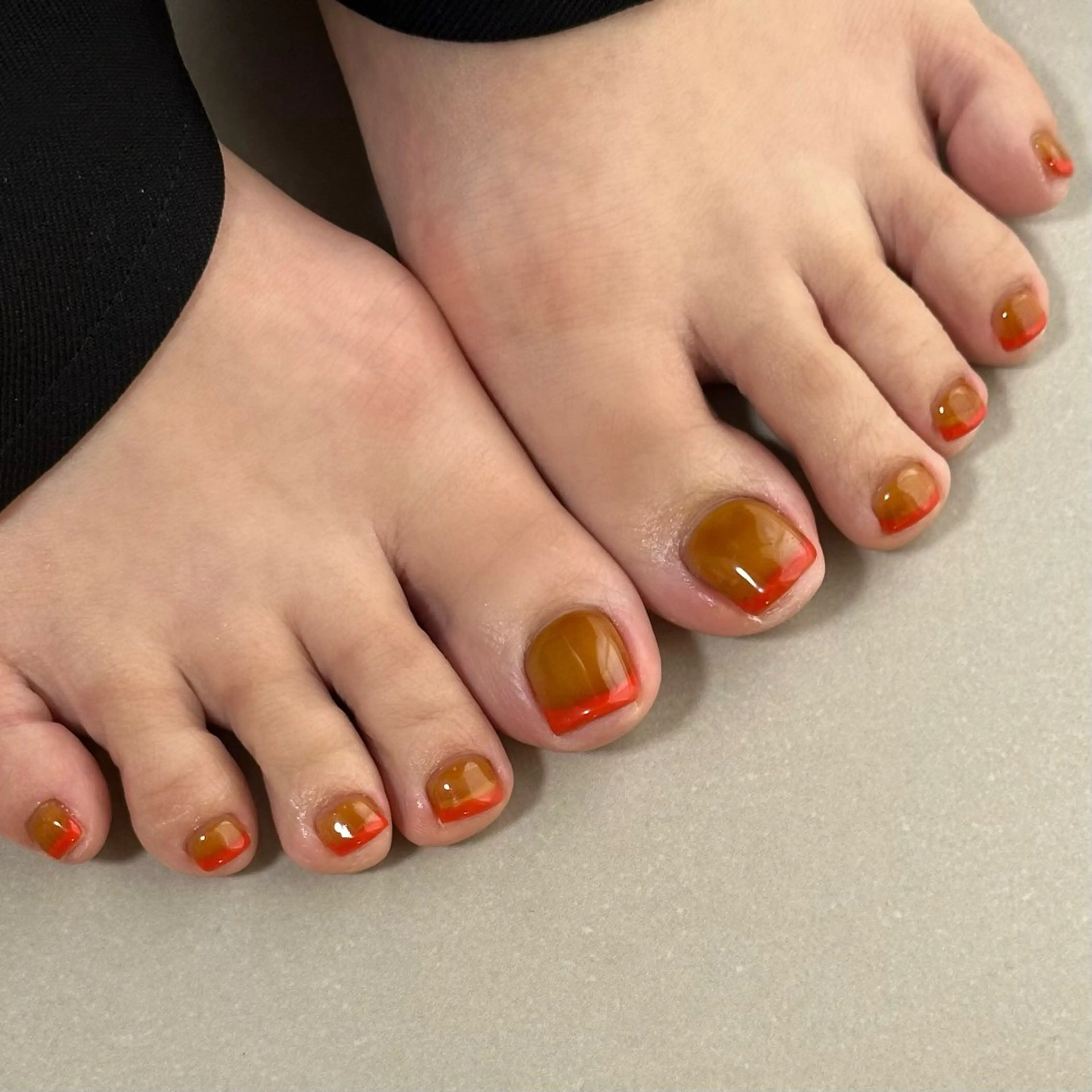 ネイル フットネイル フレンチネイル Momoka ネイリスト福岡/薬院のネイルデザイン