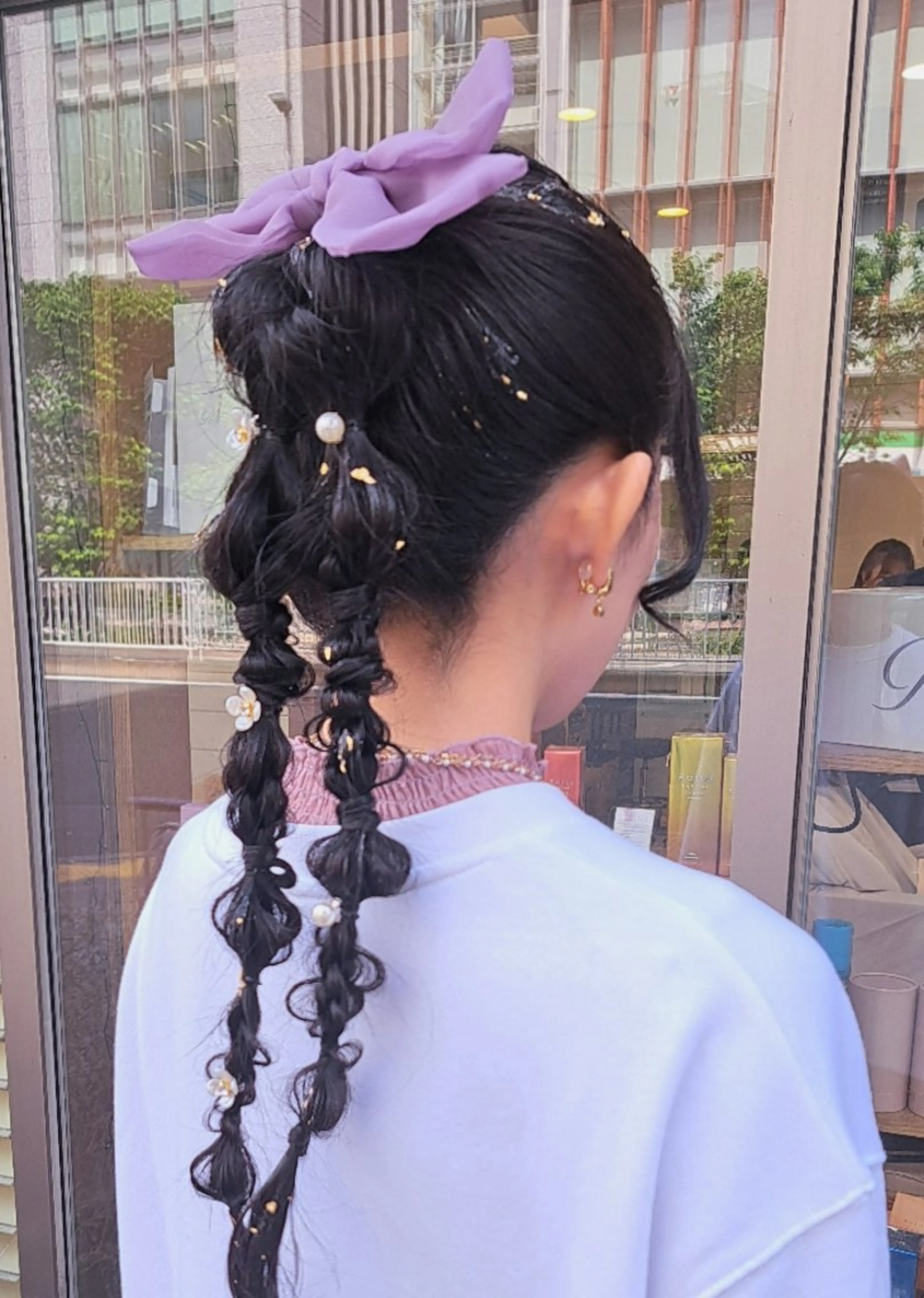 ロング ヘアアレンジ ヘアセット ＭＩＹＵ/透明感 渋谷/ベージュカラーのヘアスタイル