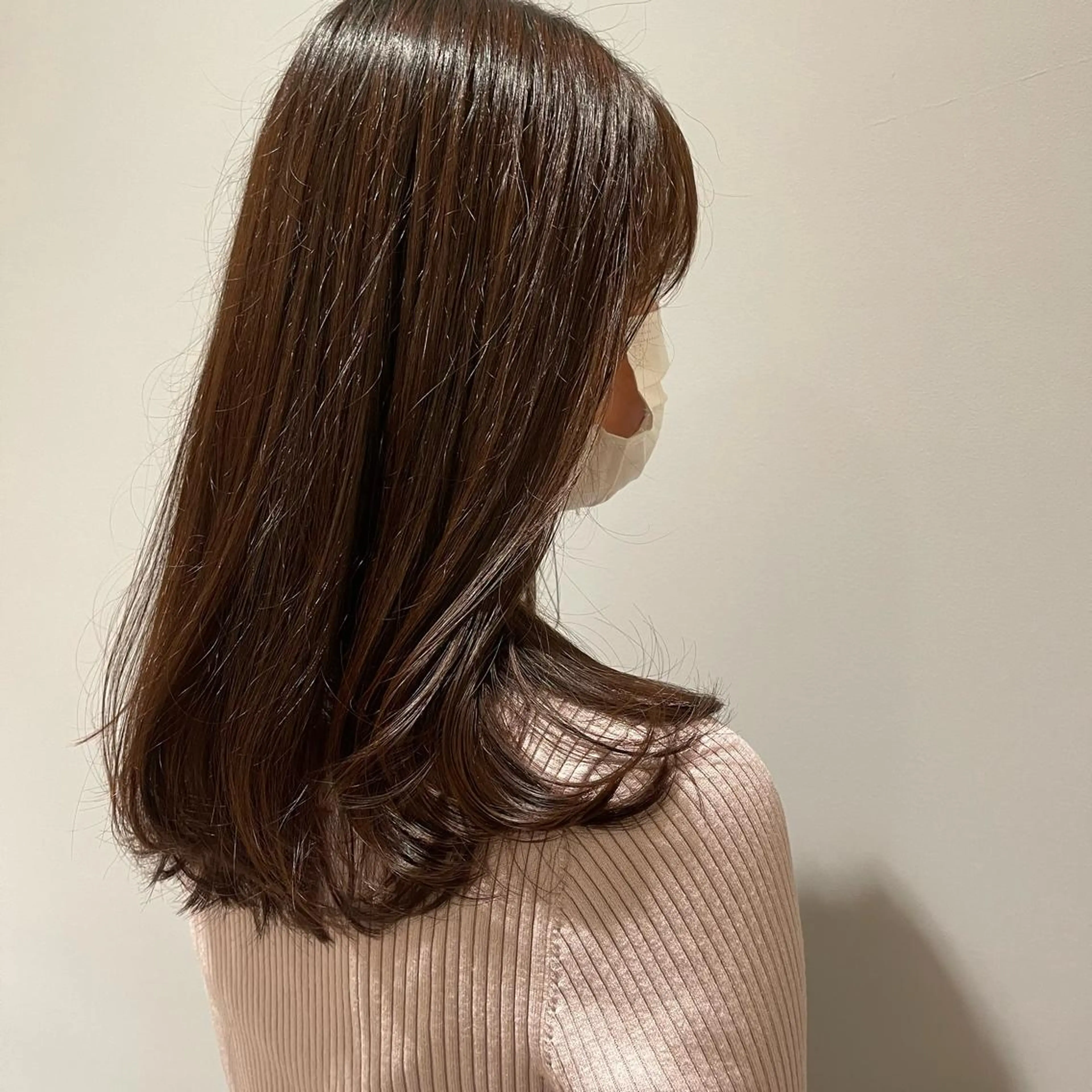 ロング カラー パーマ ヘアアレンジ ネイル 高井瑠華🌼 ストカールカット特化のヘアスタイル