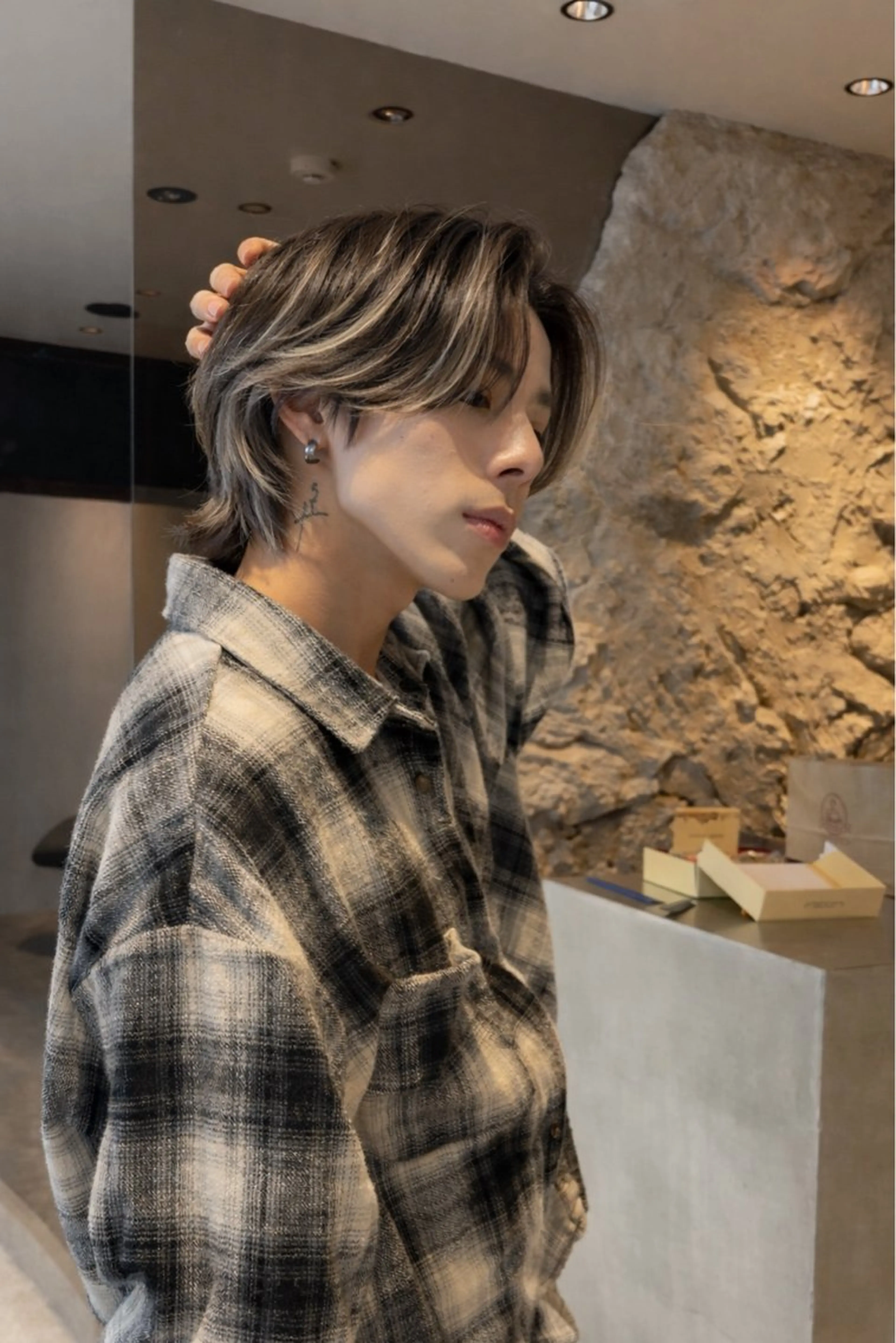 【🌸4月限定🌸】似合わせカット➕ブリーチ込デザインカラー➕高保湿トリートメントの写真