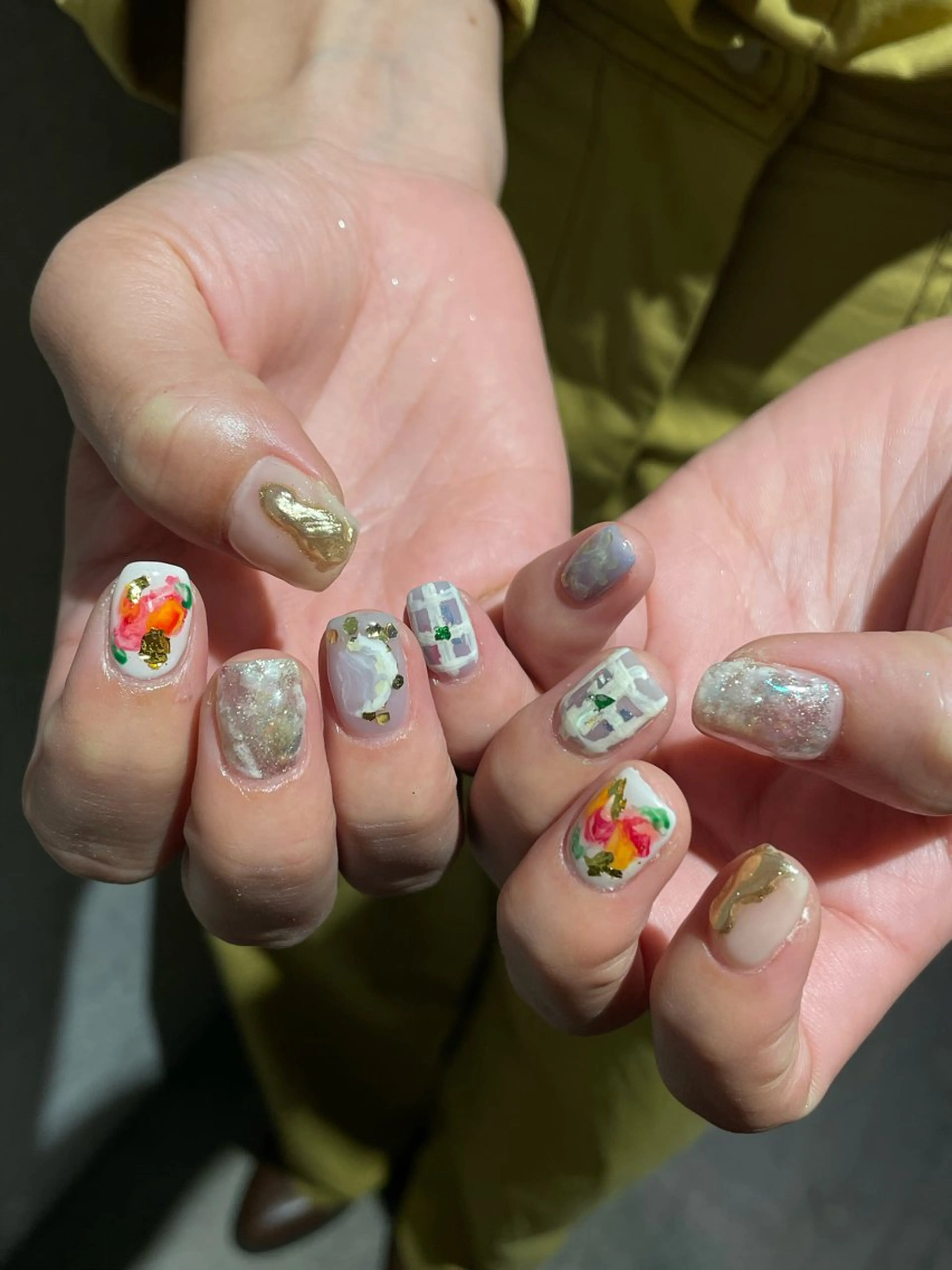 ネイル ニュアンスネイル オフィスネイル ハンドネイル ナチュラル透明感🌱 小山美樹子のヘアスタイル