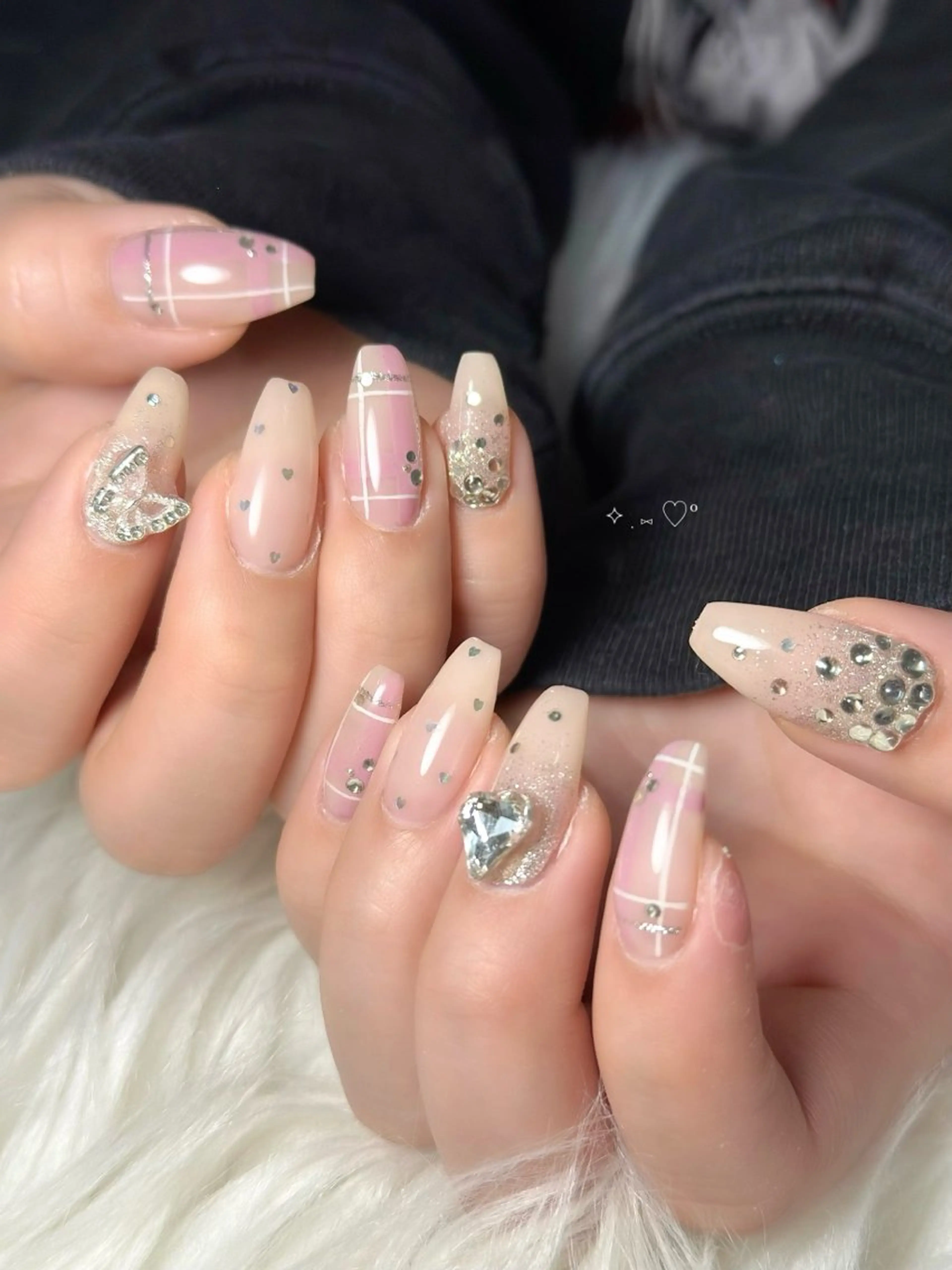 カラー ハンドネイル 【Yappy🌈】 💖P-tanaのネイルデザイン