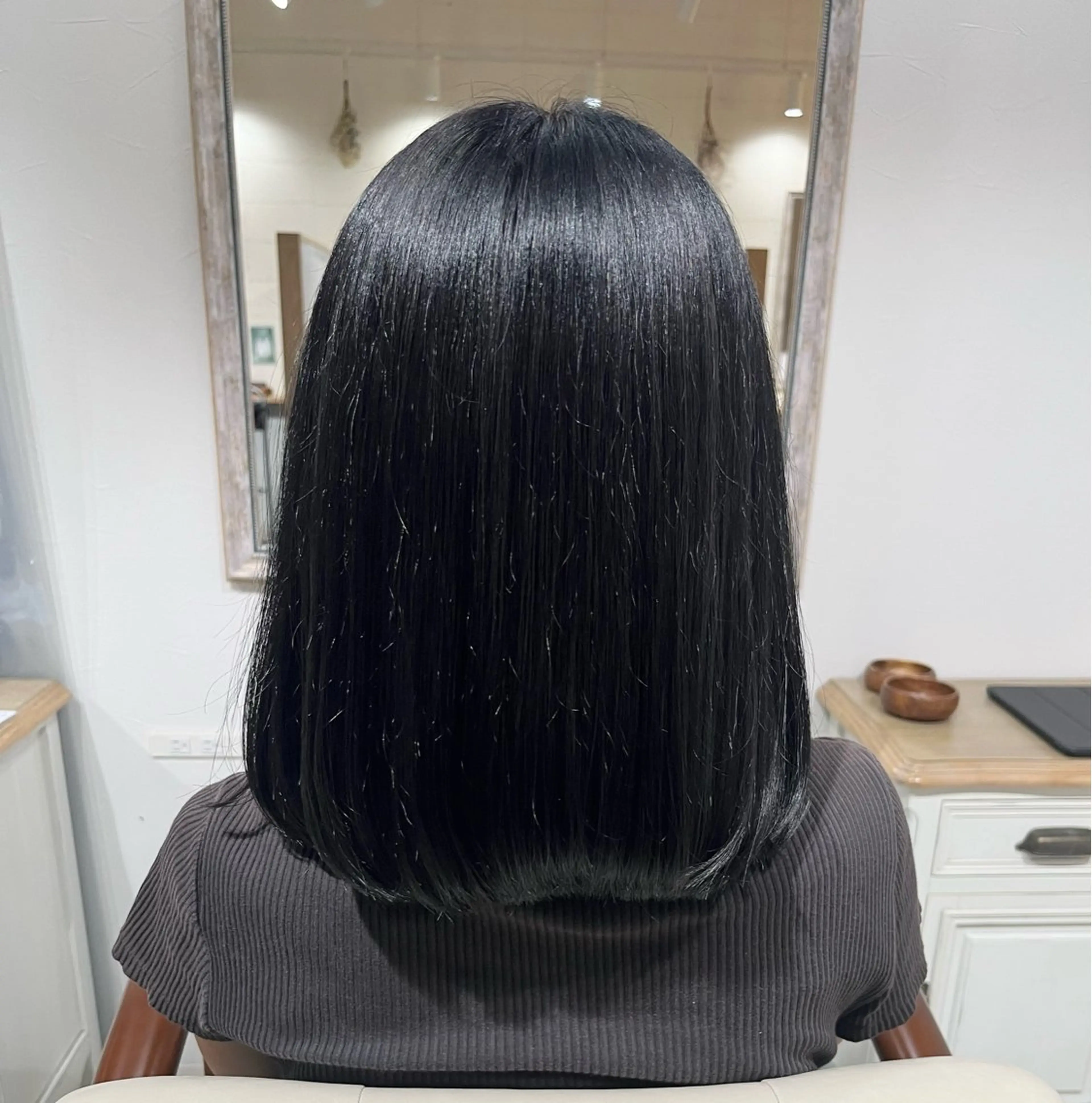 ミディアム カラー アッシュ アッシュグレー アッシュグレージュ グレージュ ヘアカラー 前野 祥太のヘアスタイル