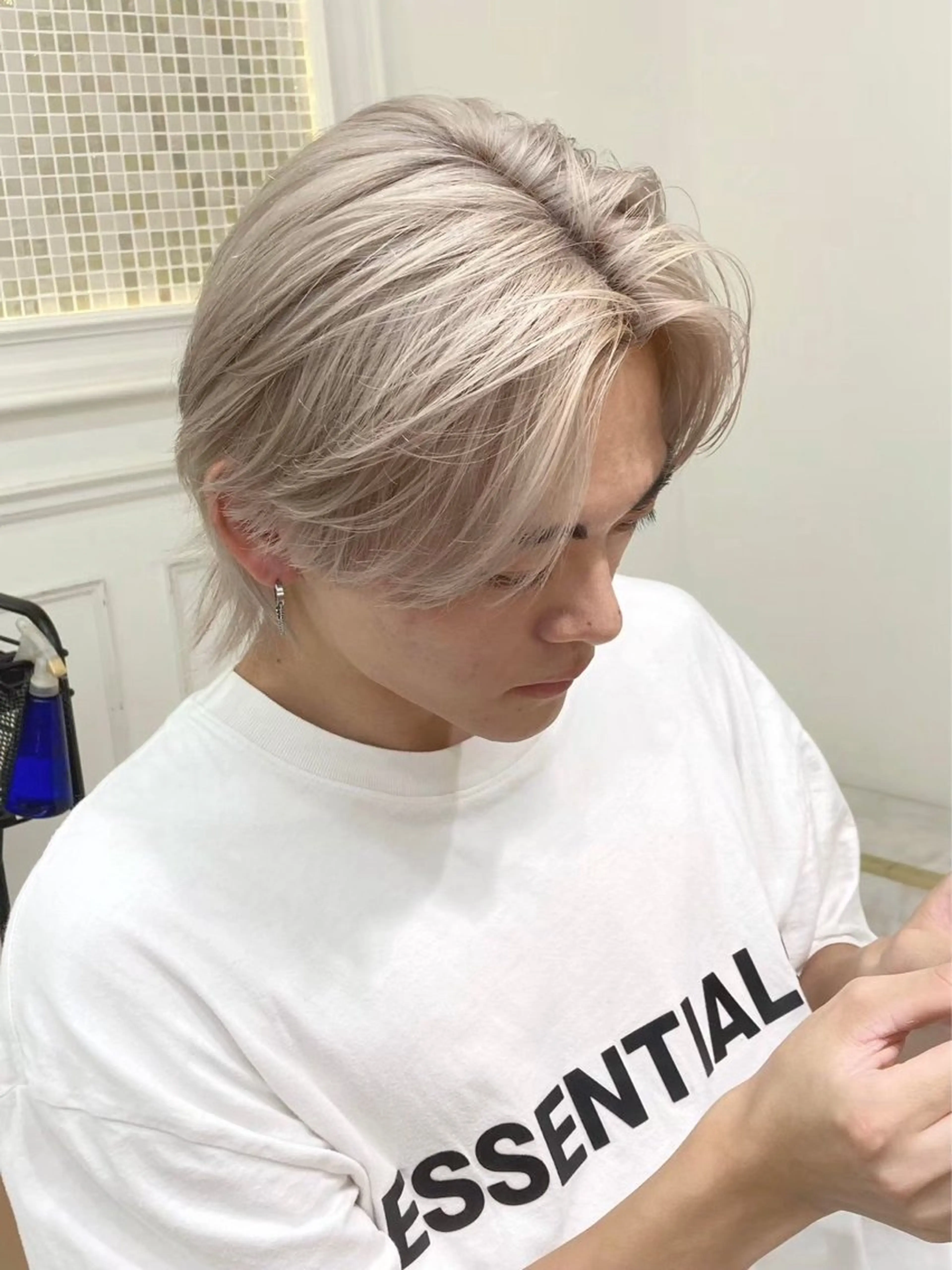 【メンズ限定】フレームカット+ケアブリーチ＆カラーの写真