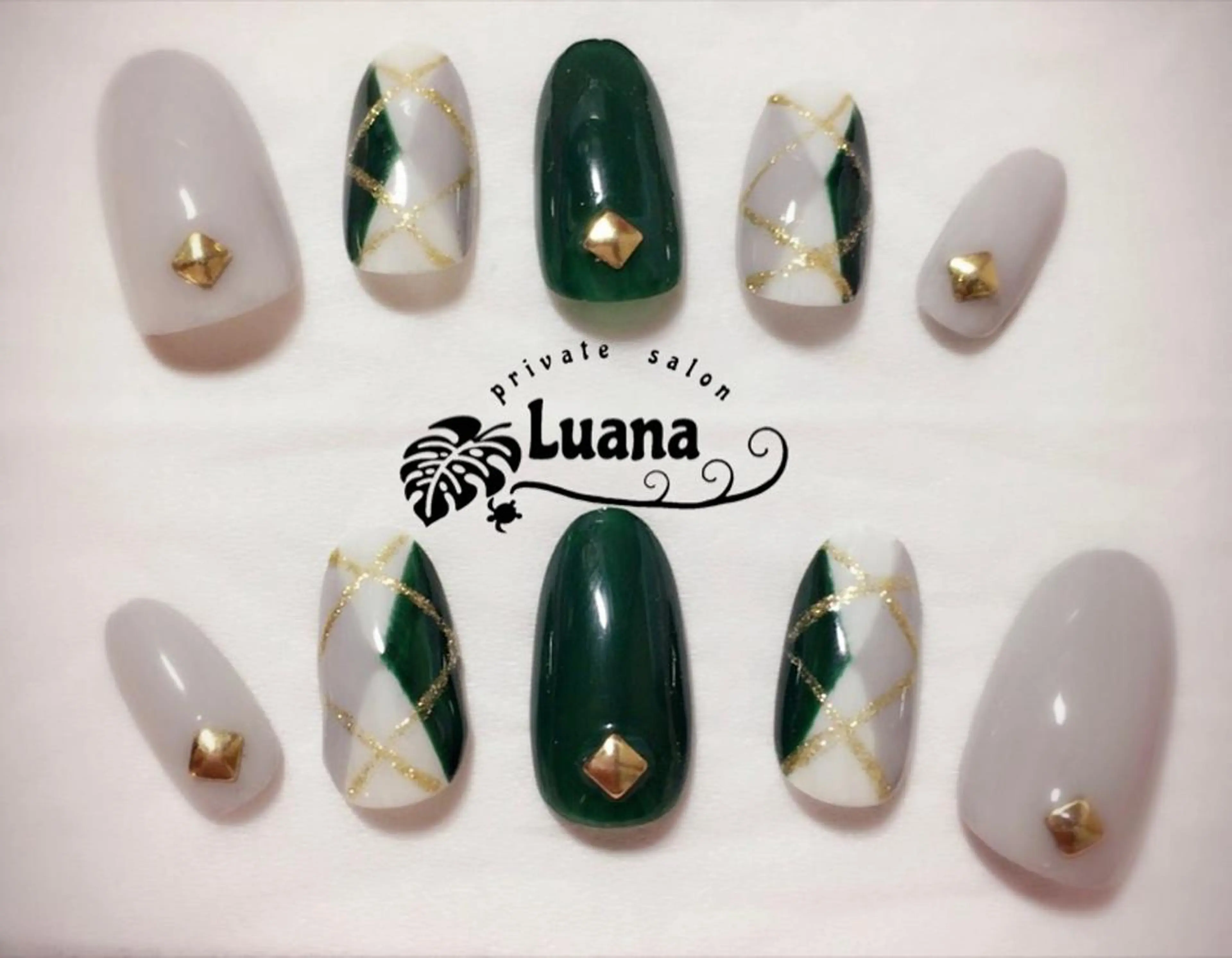 ネイル 自宅ネイルサロン ルアナのネイルデザイン