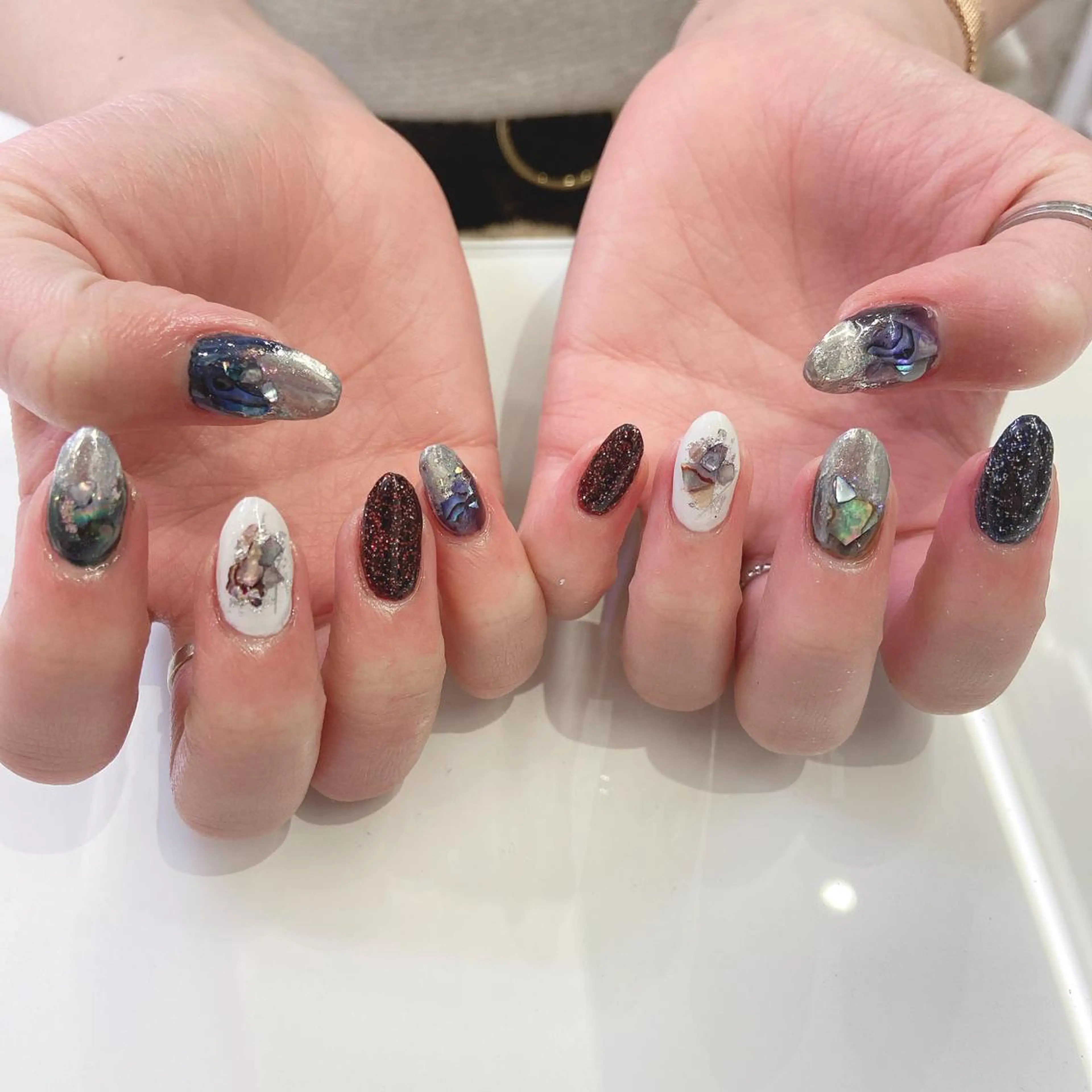 ネイル 韓国風✨髪質改善✨ 縮毛矯正✨松浦知奈美のヘアスタイル