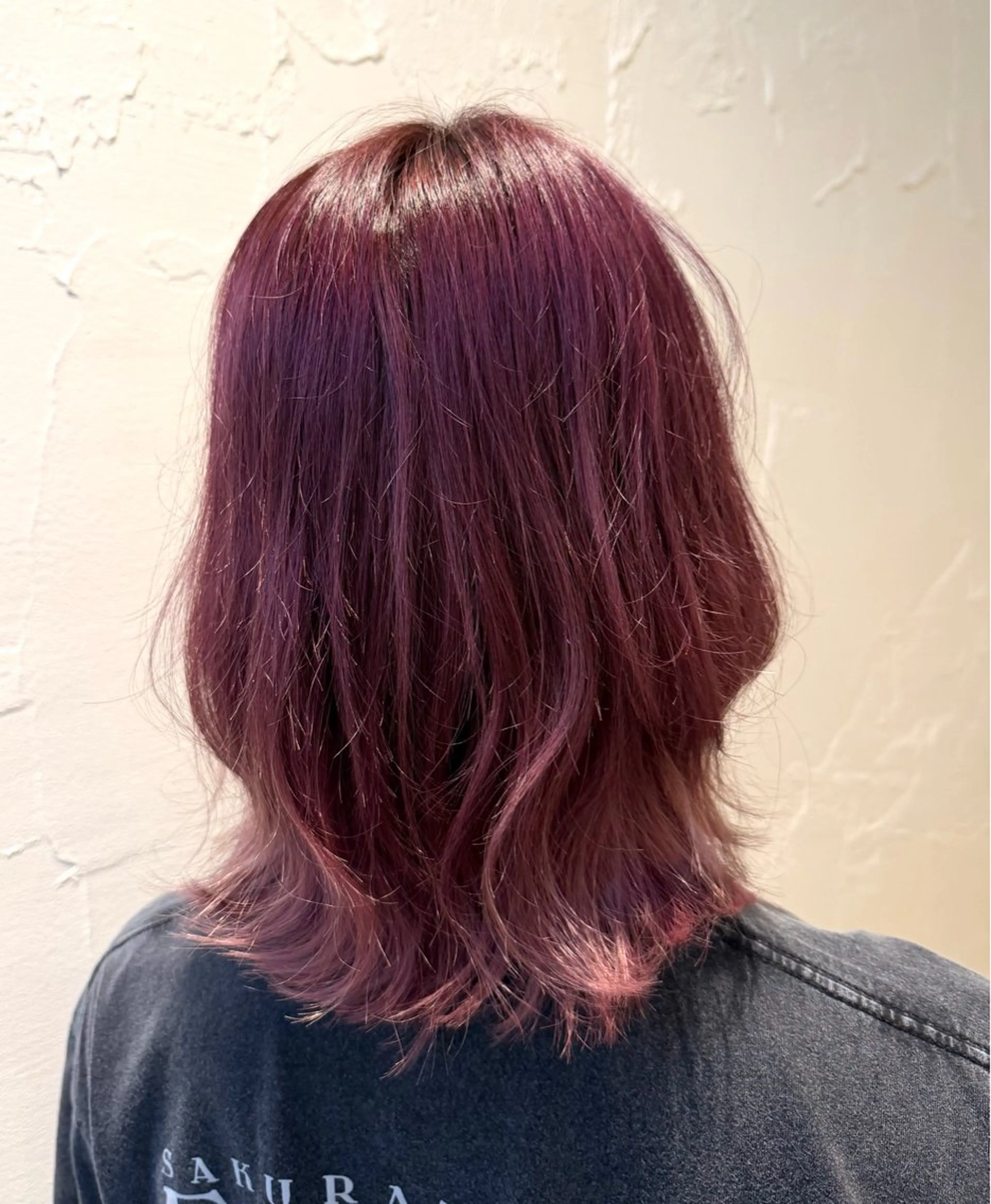 ミディアム カラー ヘアカラー 長沖 彩加のヘアスタイル