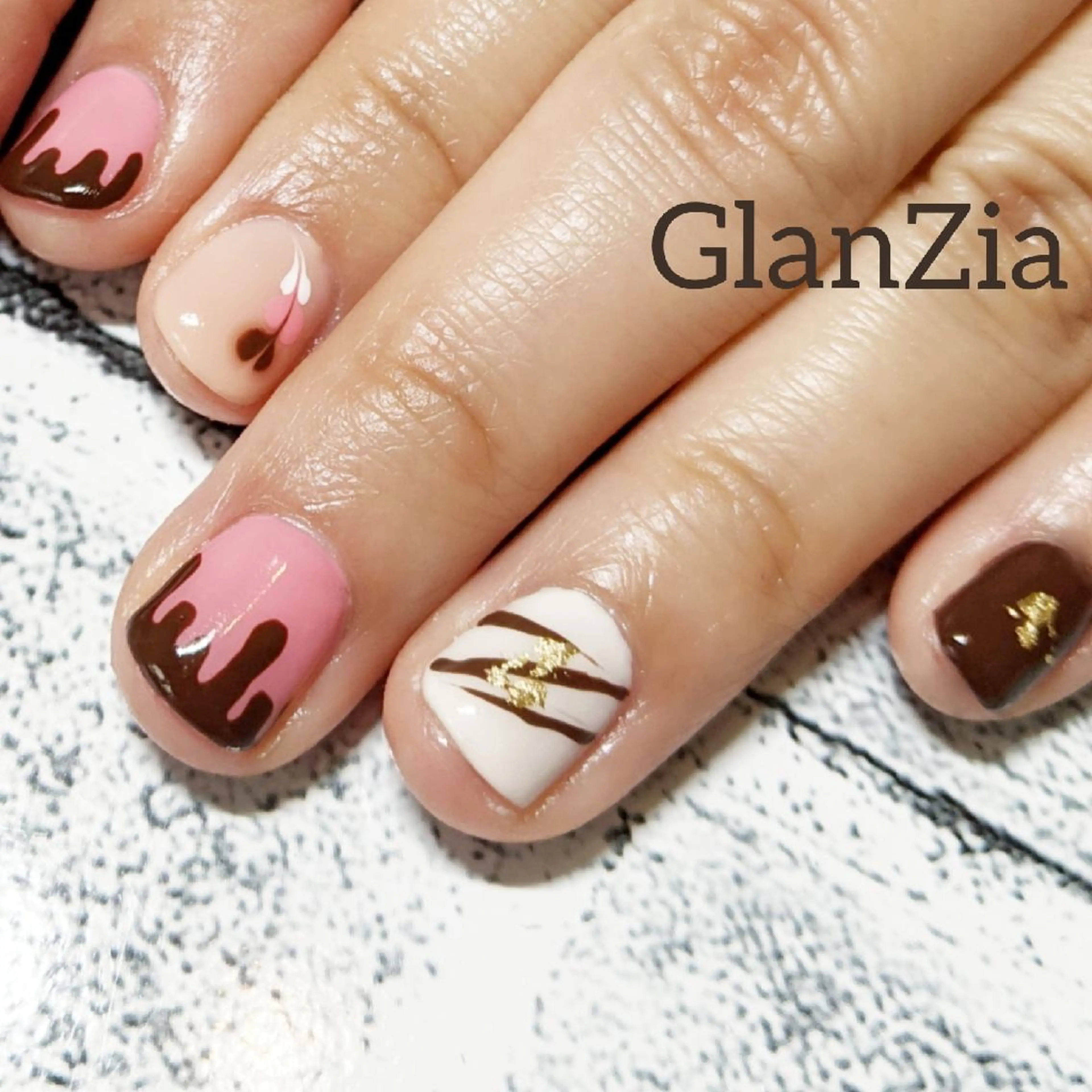 ネイル バレンタイン 南流山 ネイルサロン グランツィア のネイルデザイン