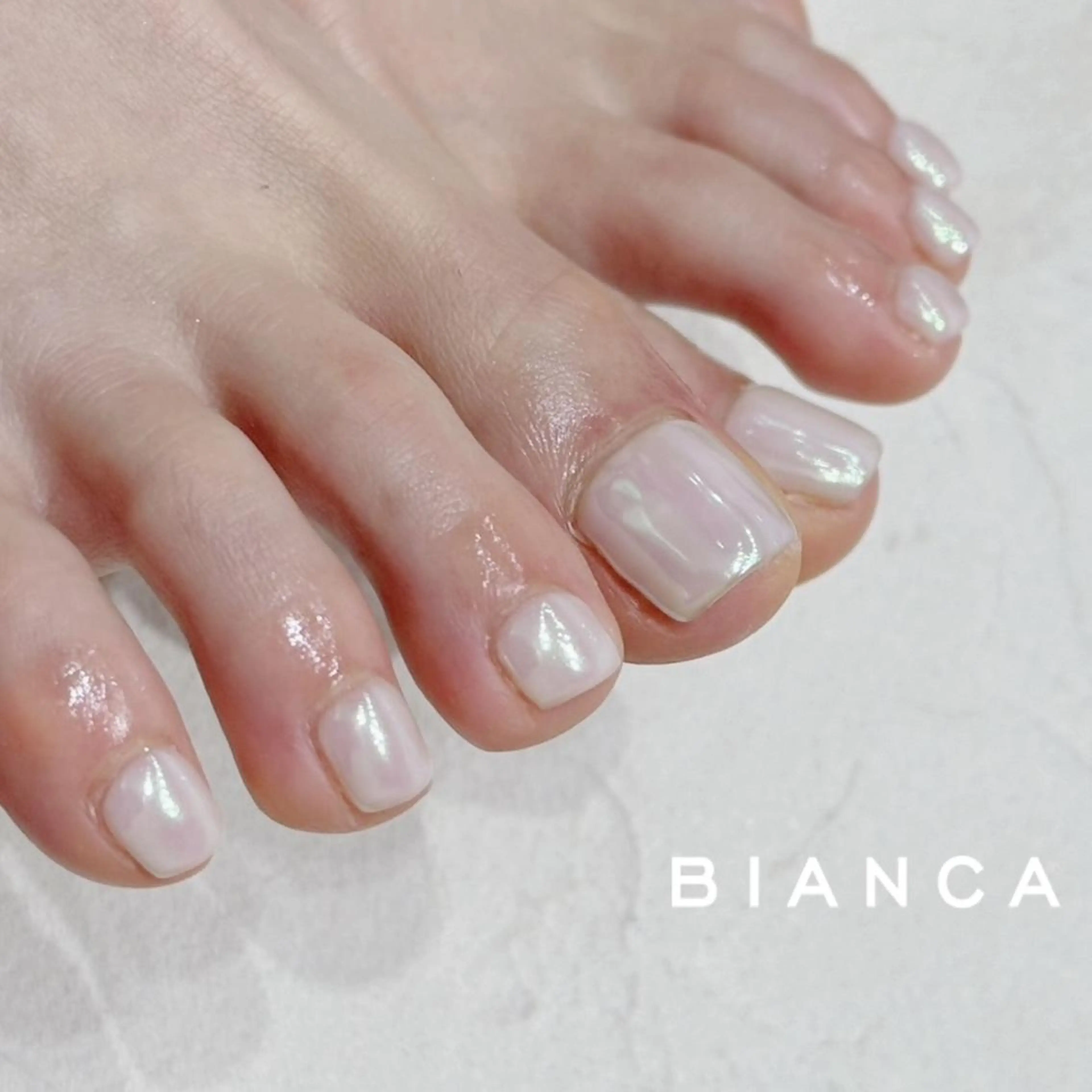 ネイル Bianca🩶 SHIONOのネイルデザイン