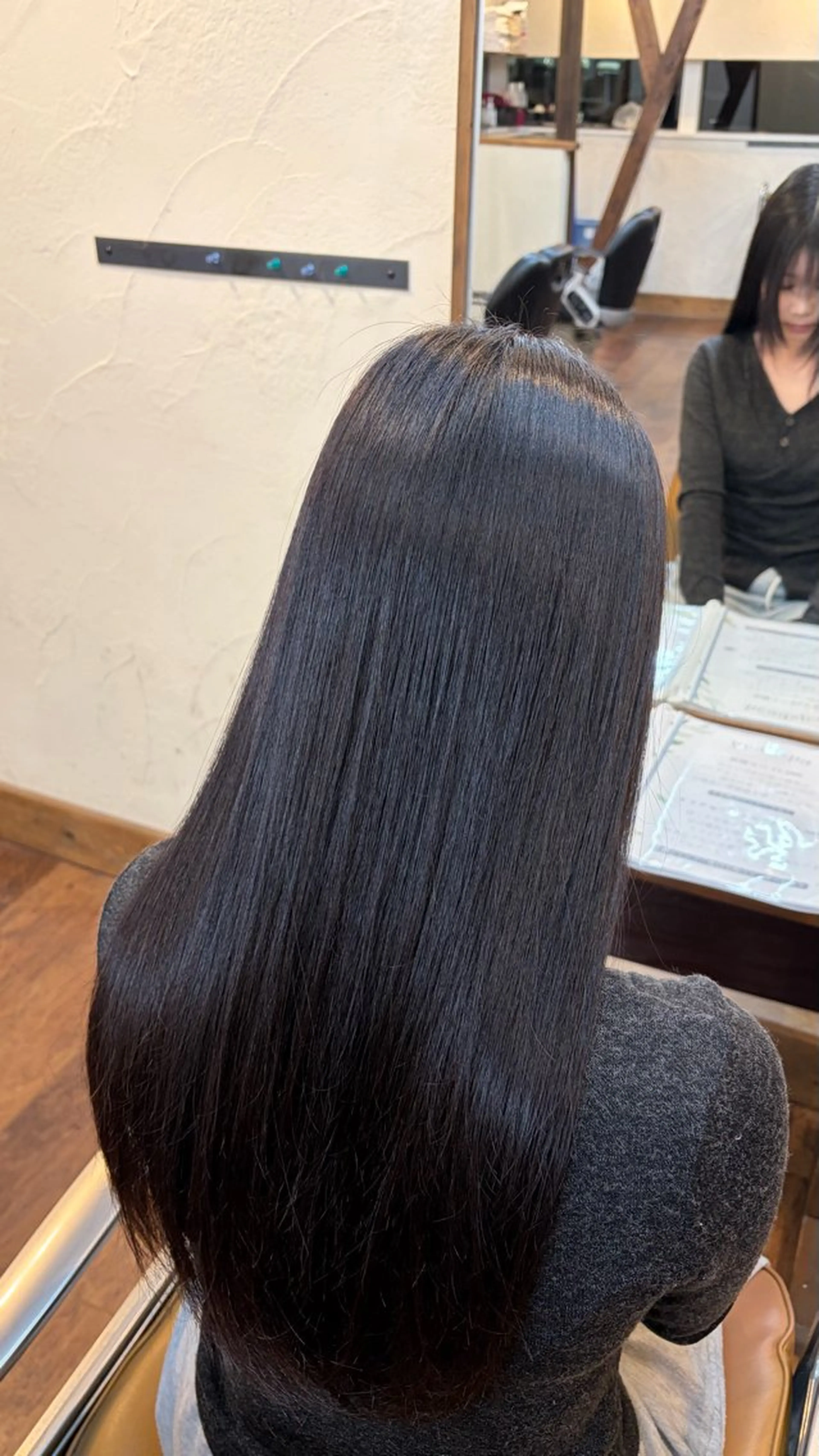 セミロング 縮毛矯正 長谷部 颯のヘアスタイル