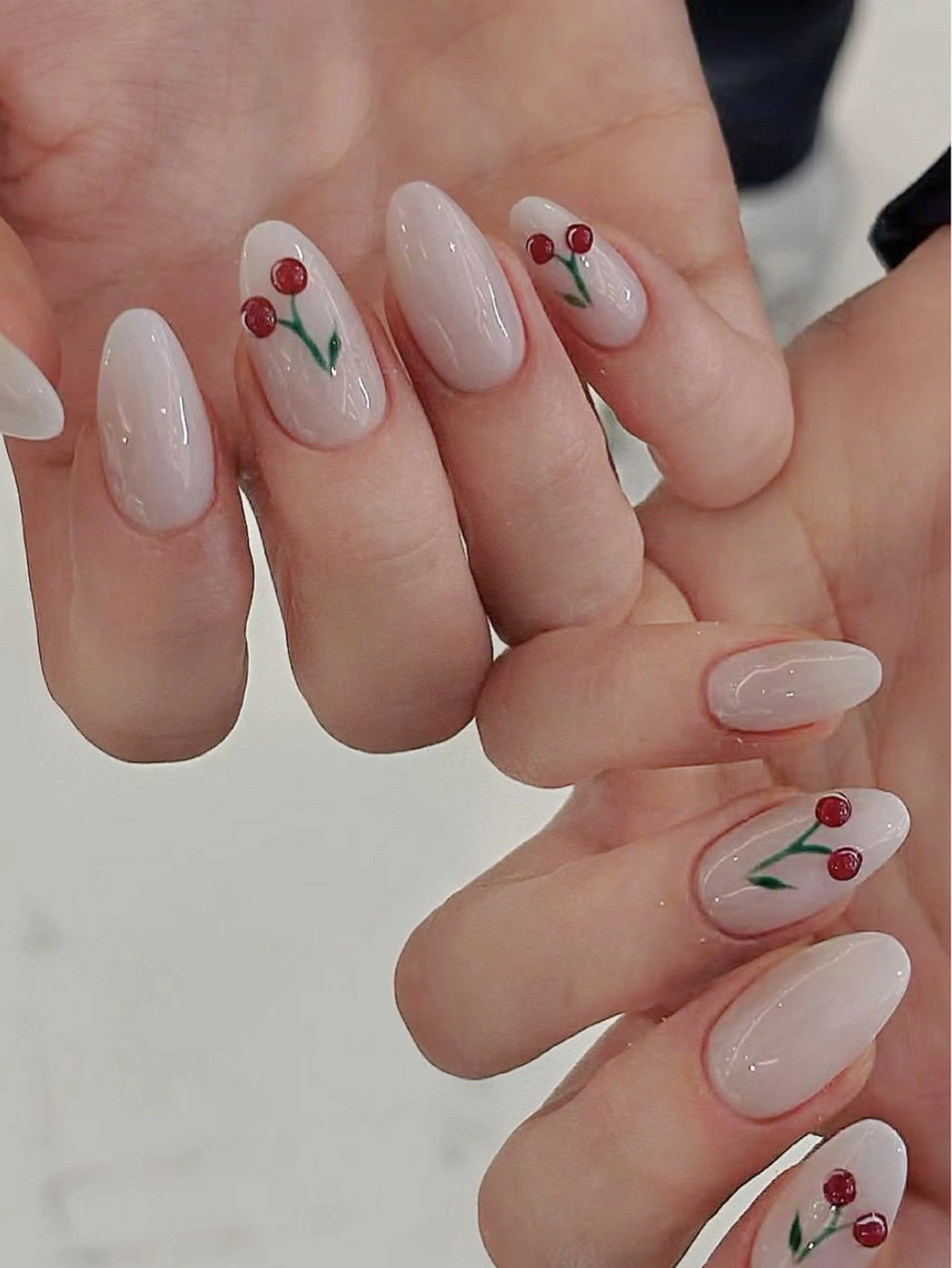 ネイル アートネイル オーロラネイル チークネイル フレンチネイル ガラスフレンチ 🎀YooLi Nail salonのネイルデザイン