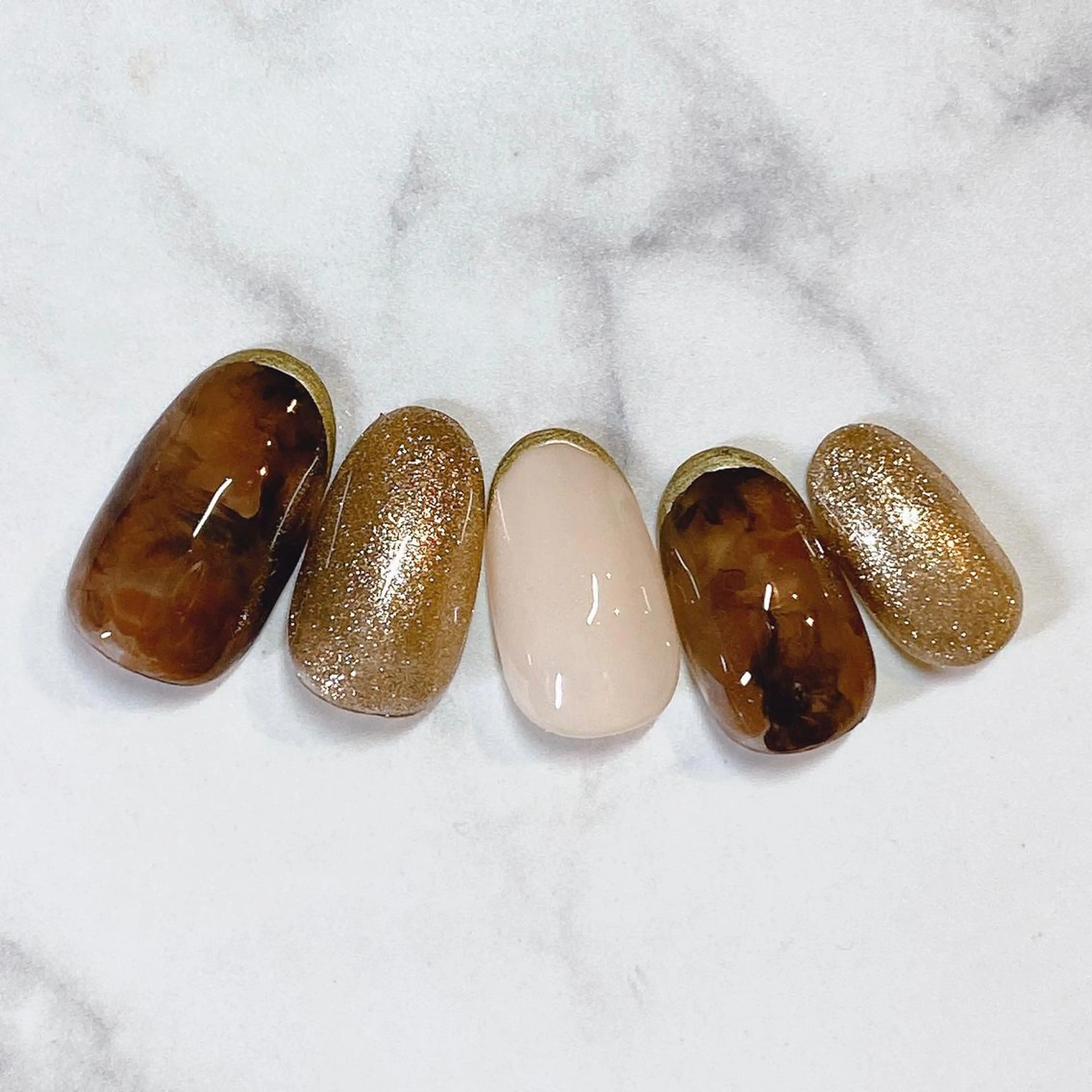 ネイル ISHIHARA KANAのネイルデザイン