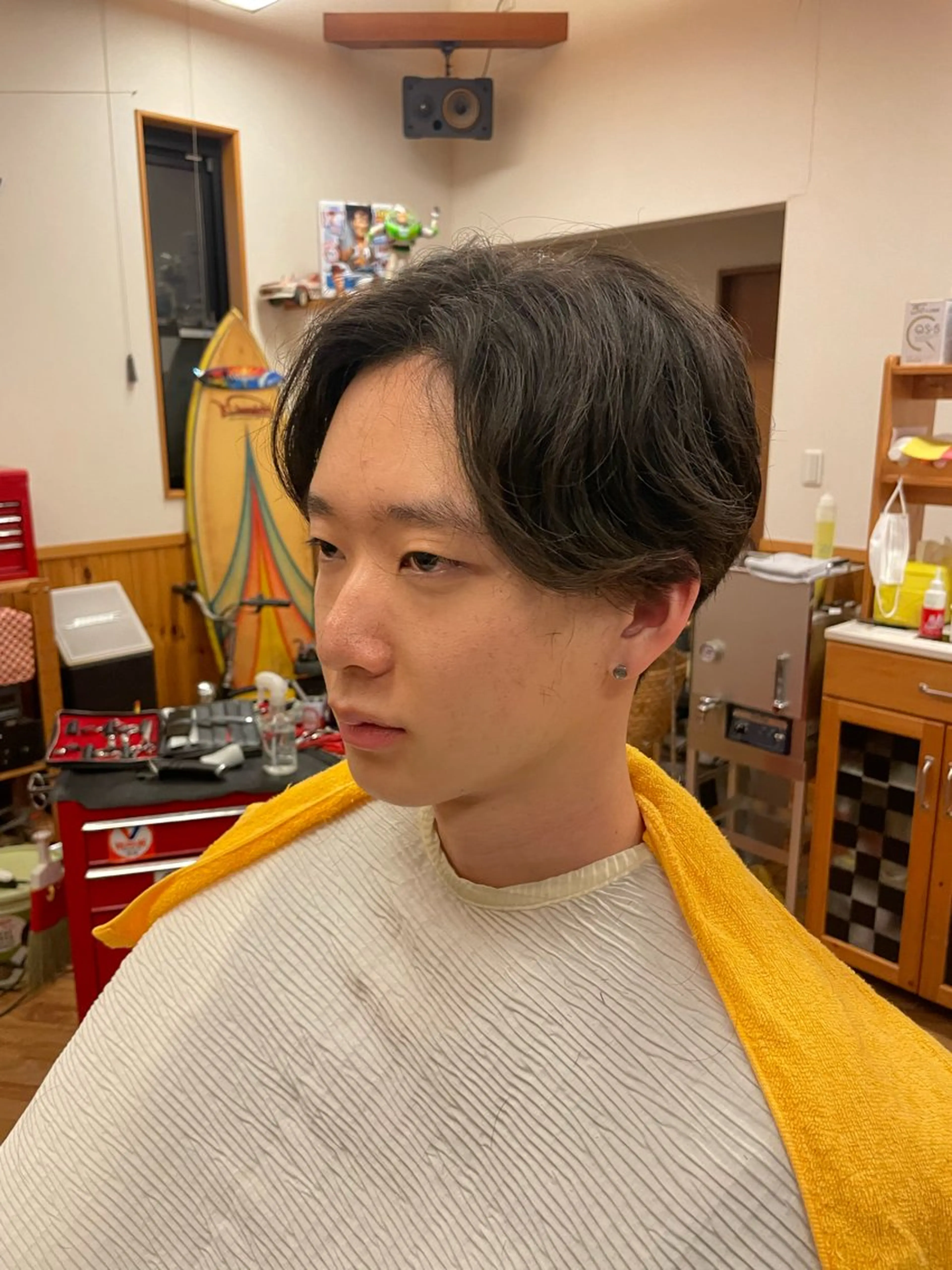 メンズ センターパート ツーブロック 西沢 良彌のヘアスタイル