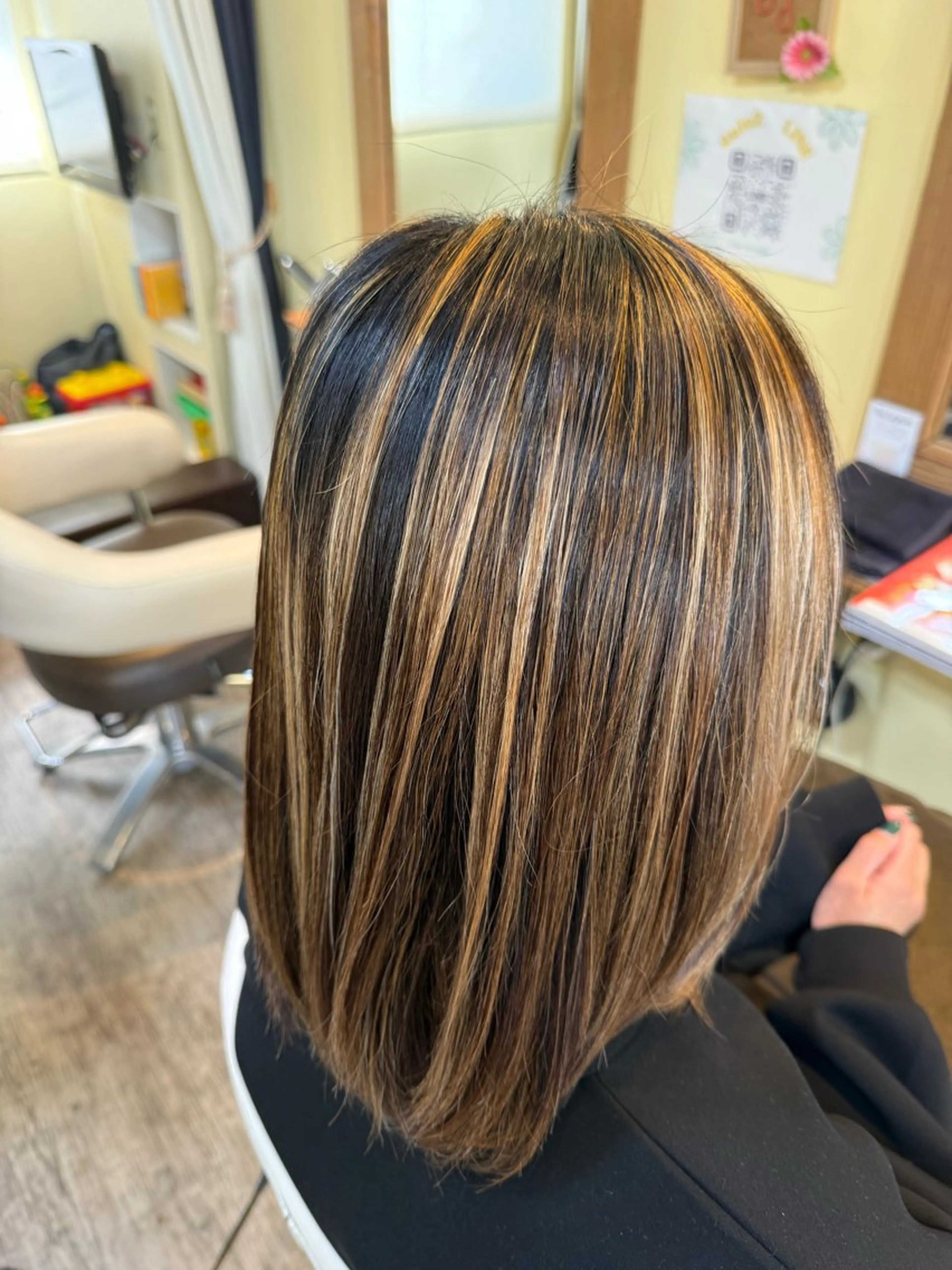 カラー ヘアカラー トリートメント ヘッドスパ 神戸 七彩のヘアスタイル