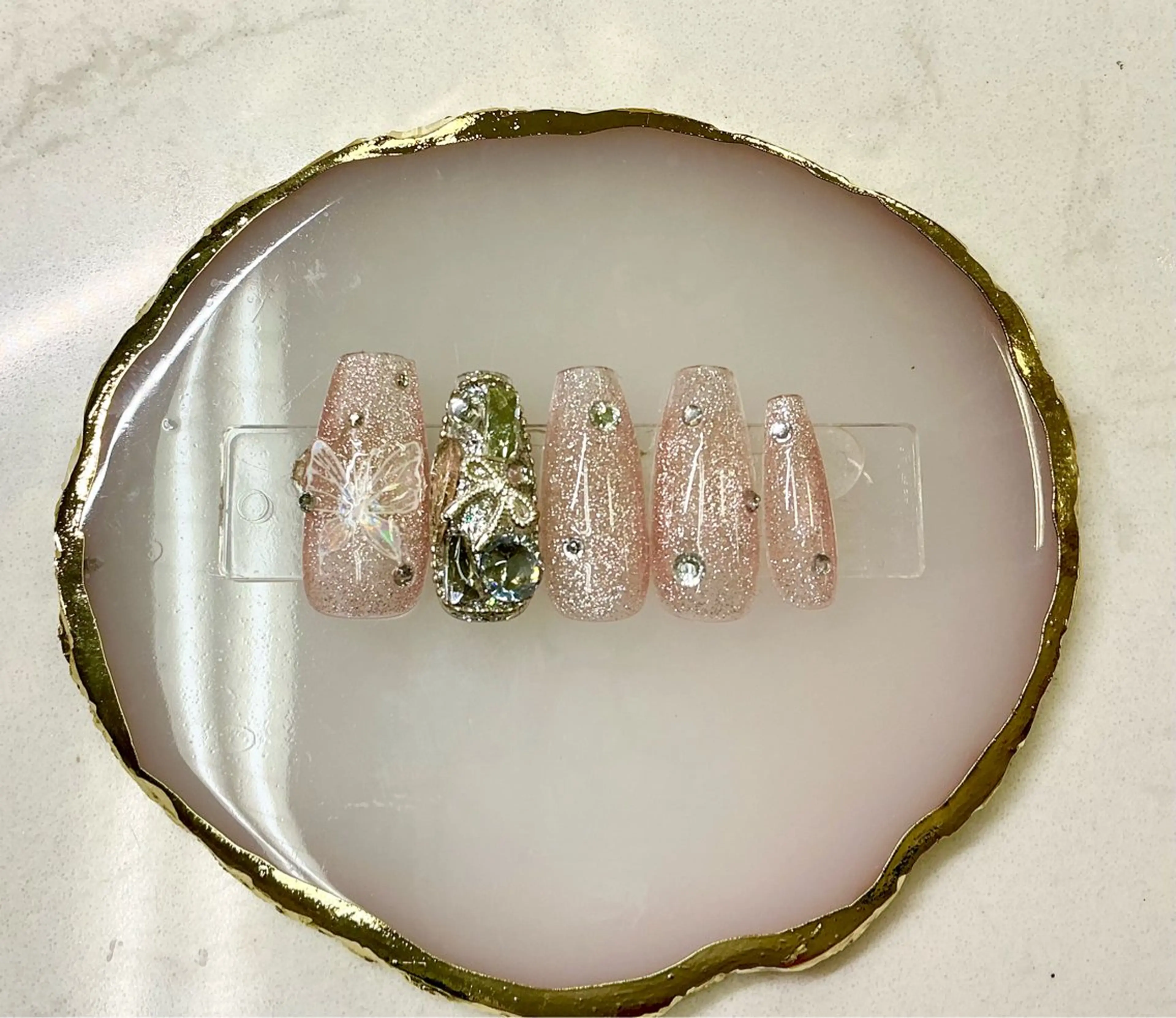 ネイル アートネイル フットネイル フレンチネイル ジェルネイル ガラスフレンチ ハンドネイル Queeens nailのネイルデザイン