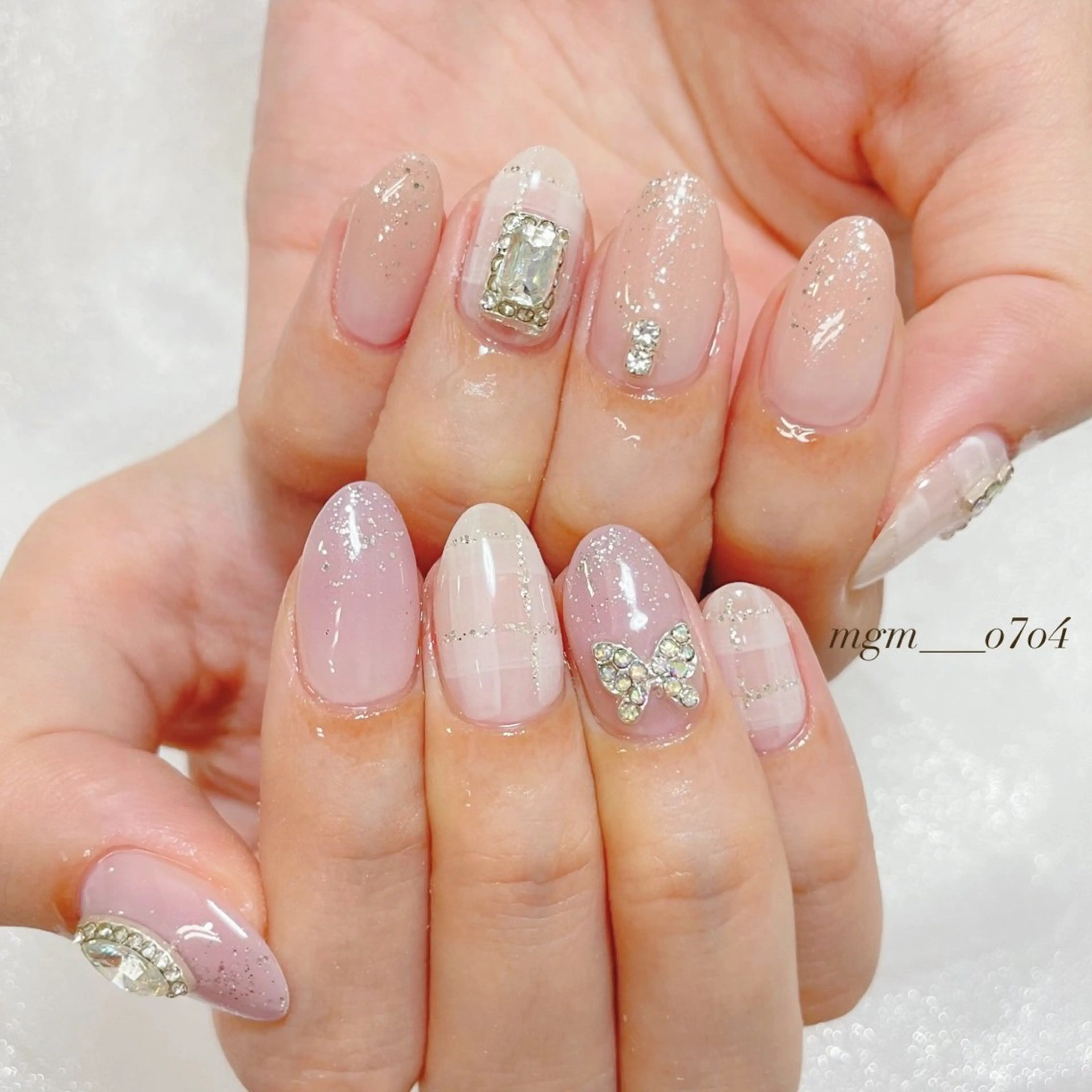 ネイル ハンドネイル ハンドケア MoON...❤︎ MeGuのネイルデザイン