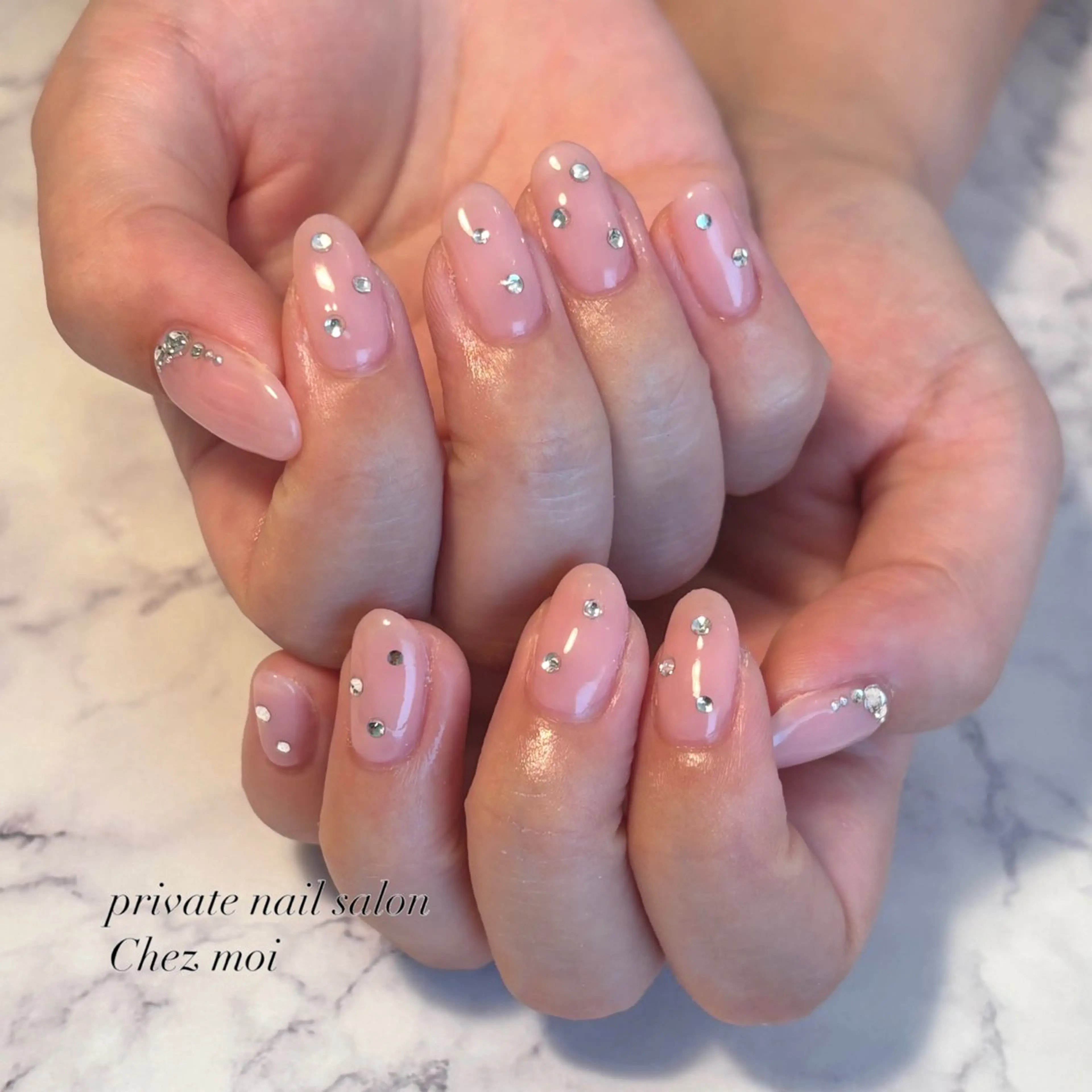 ネイル KOMINE TOMOKOのネイルデザイン