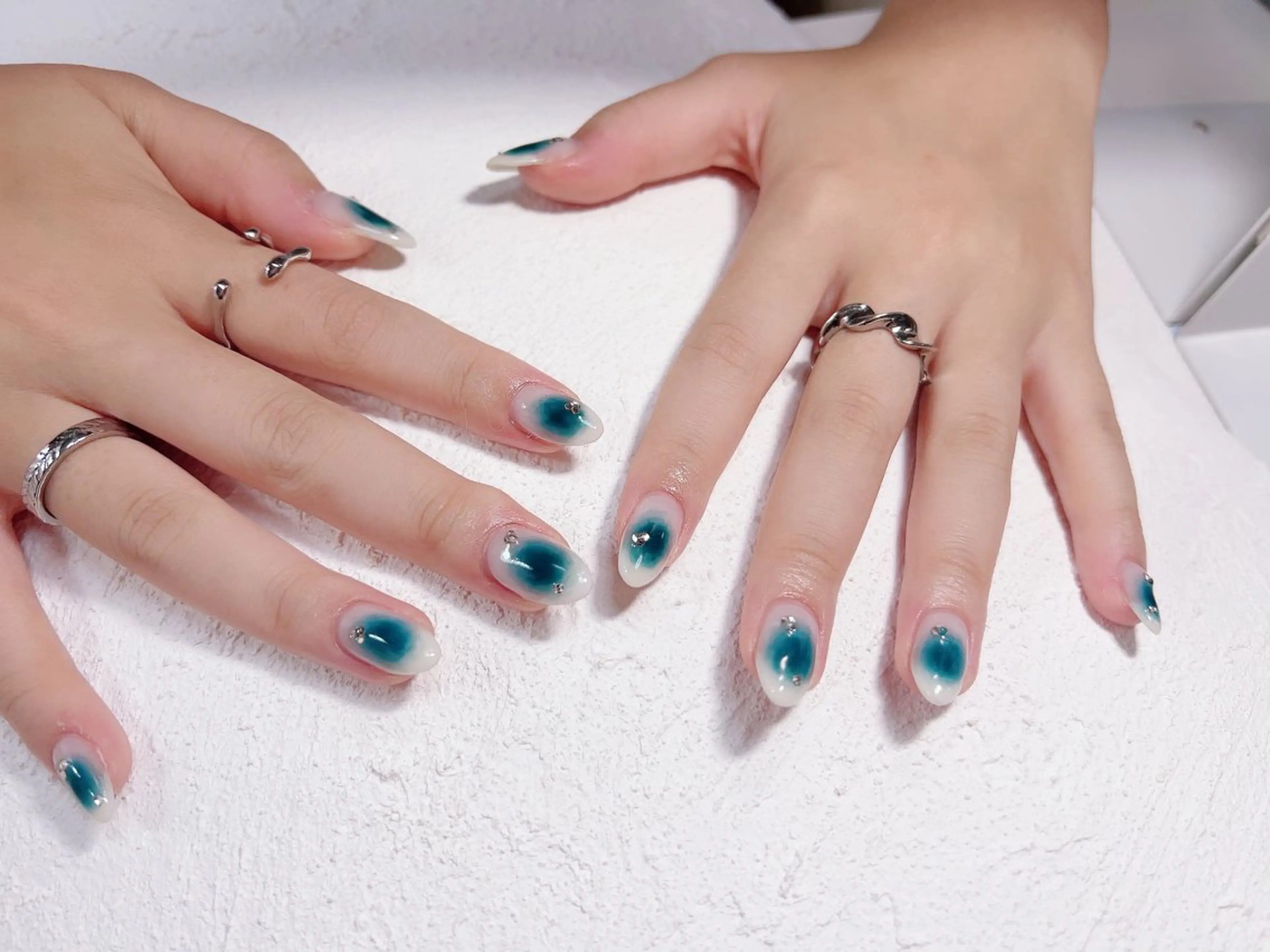 ネイル 持ち込み Regaro i.sのネイルデザイン