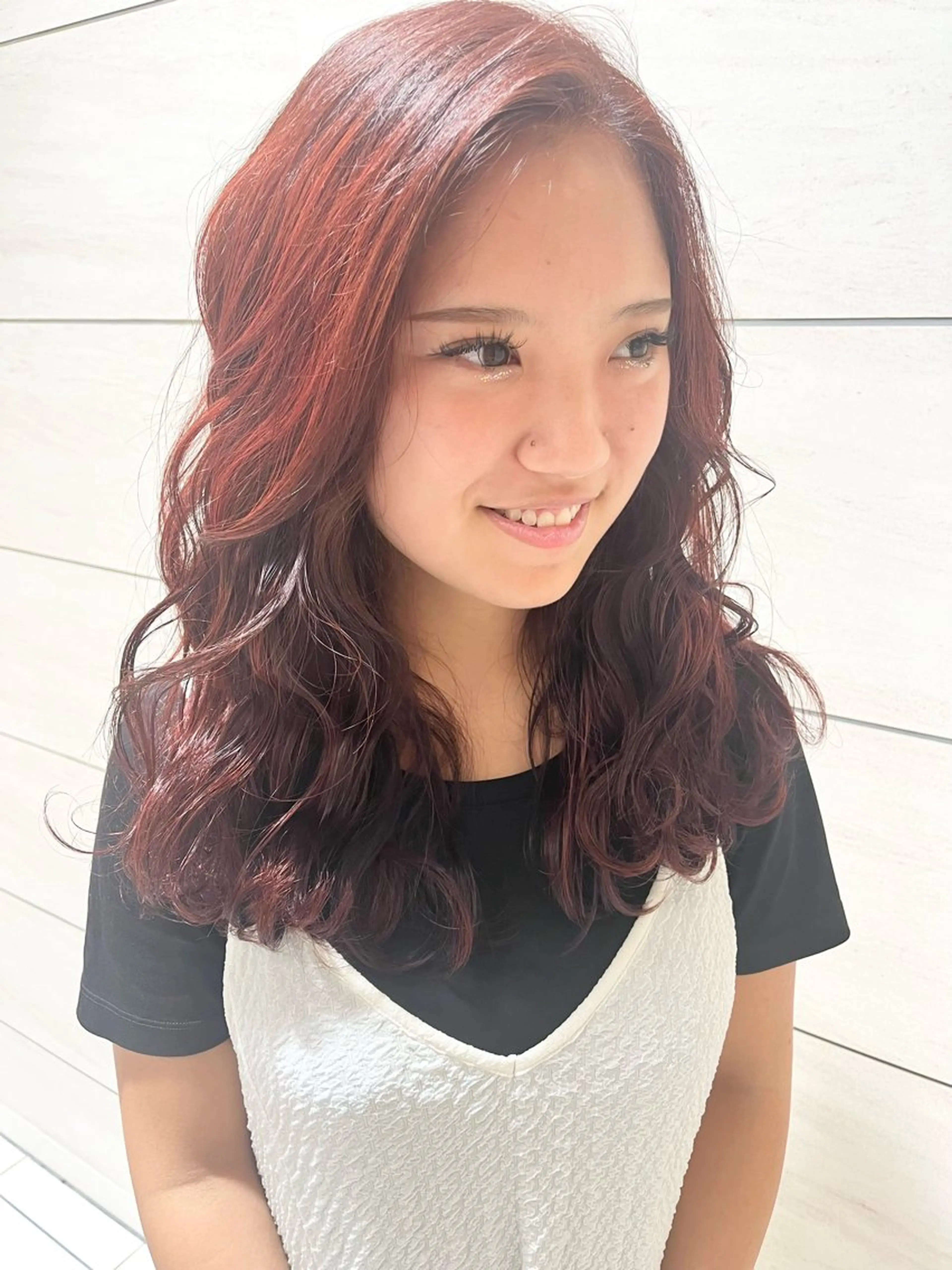 セミロング カラー レッドカラー noll【今池駅前】 池田碧花のヘアスタイル