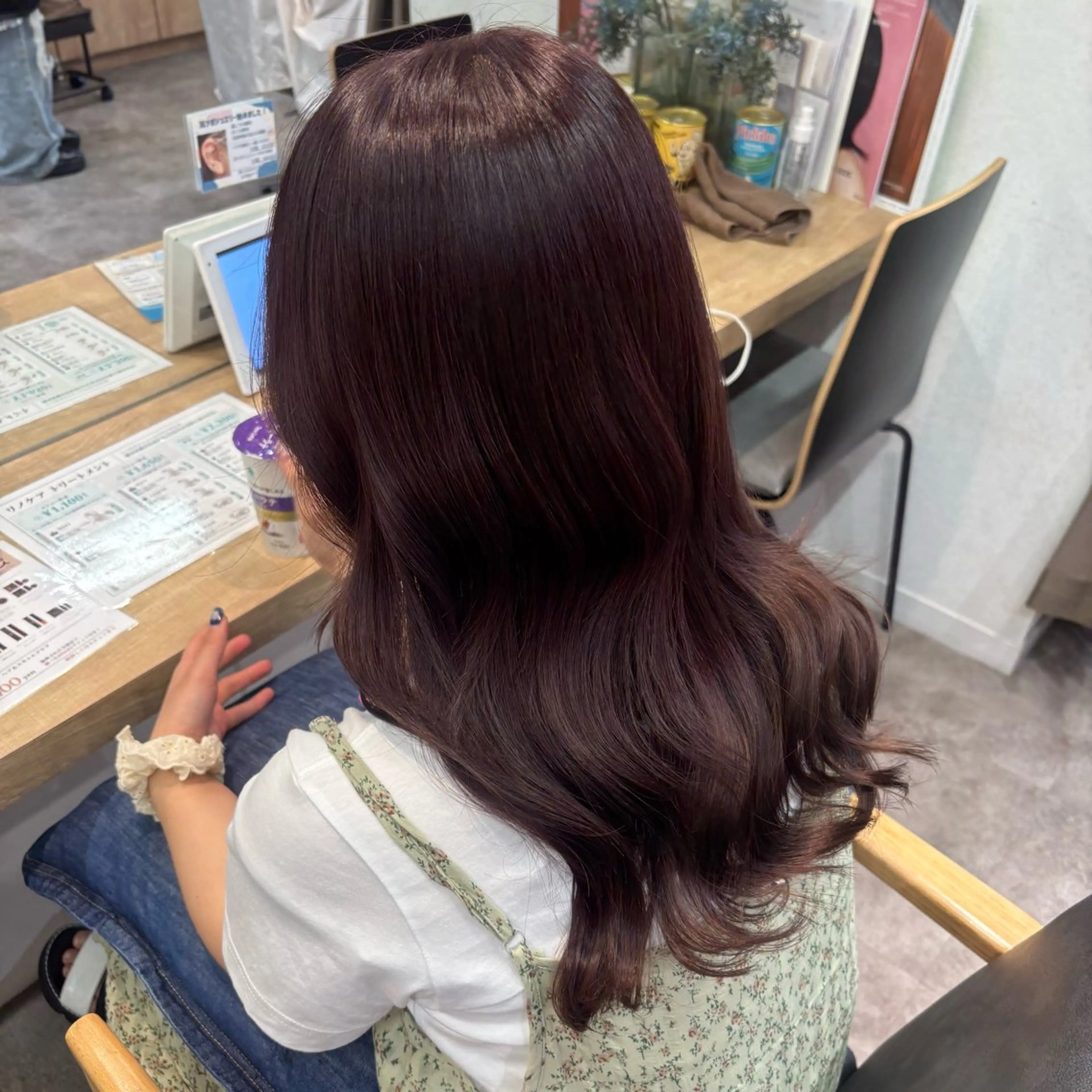 カラー カシス 透明感カラー ラベンダーカラー ピンクカラー ピンクラベンダー 艶感カラー/オリーブ アレンジ：♡のヘアスタイル