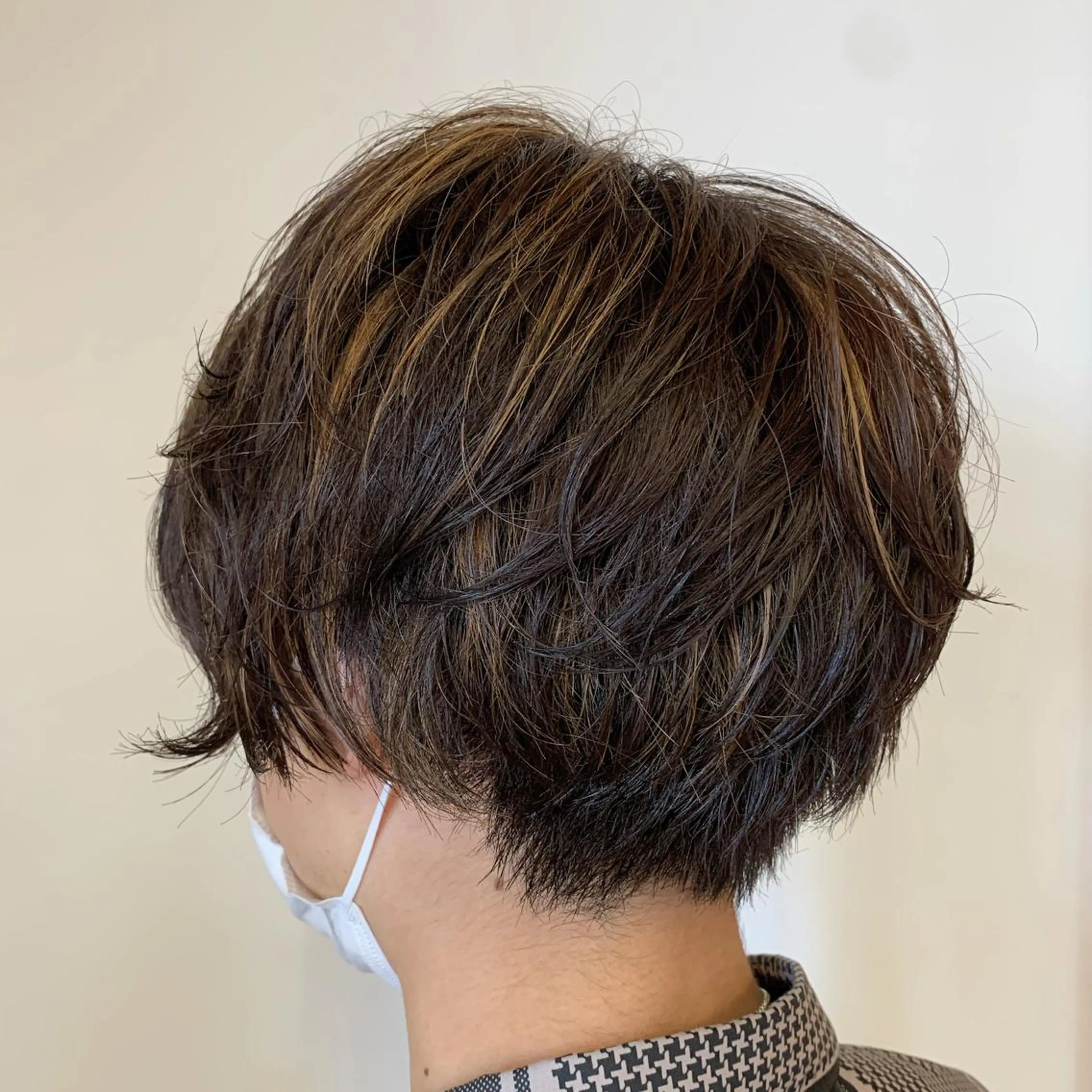 カラー ハイライトカラー 狩野 くるみのヘアスタイル