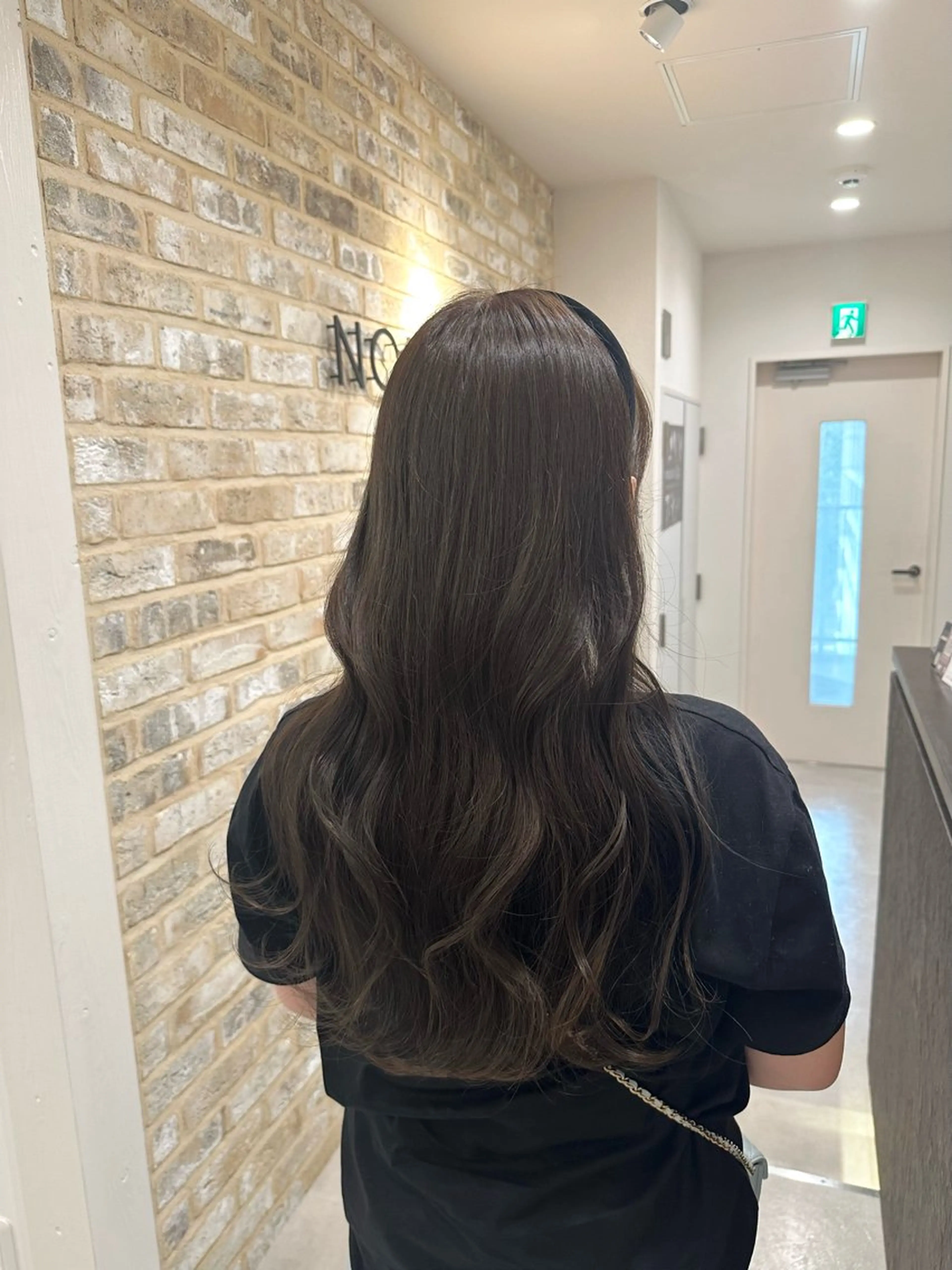 カラー ブリーチ 透明感カラー グレージュ ブリーチなしカラー オリーブグレージュ kano🌈 ボブ/レイヤーのヘアスタイル