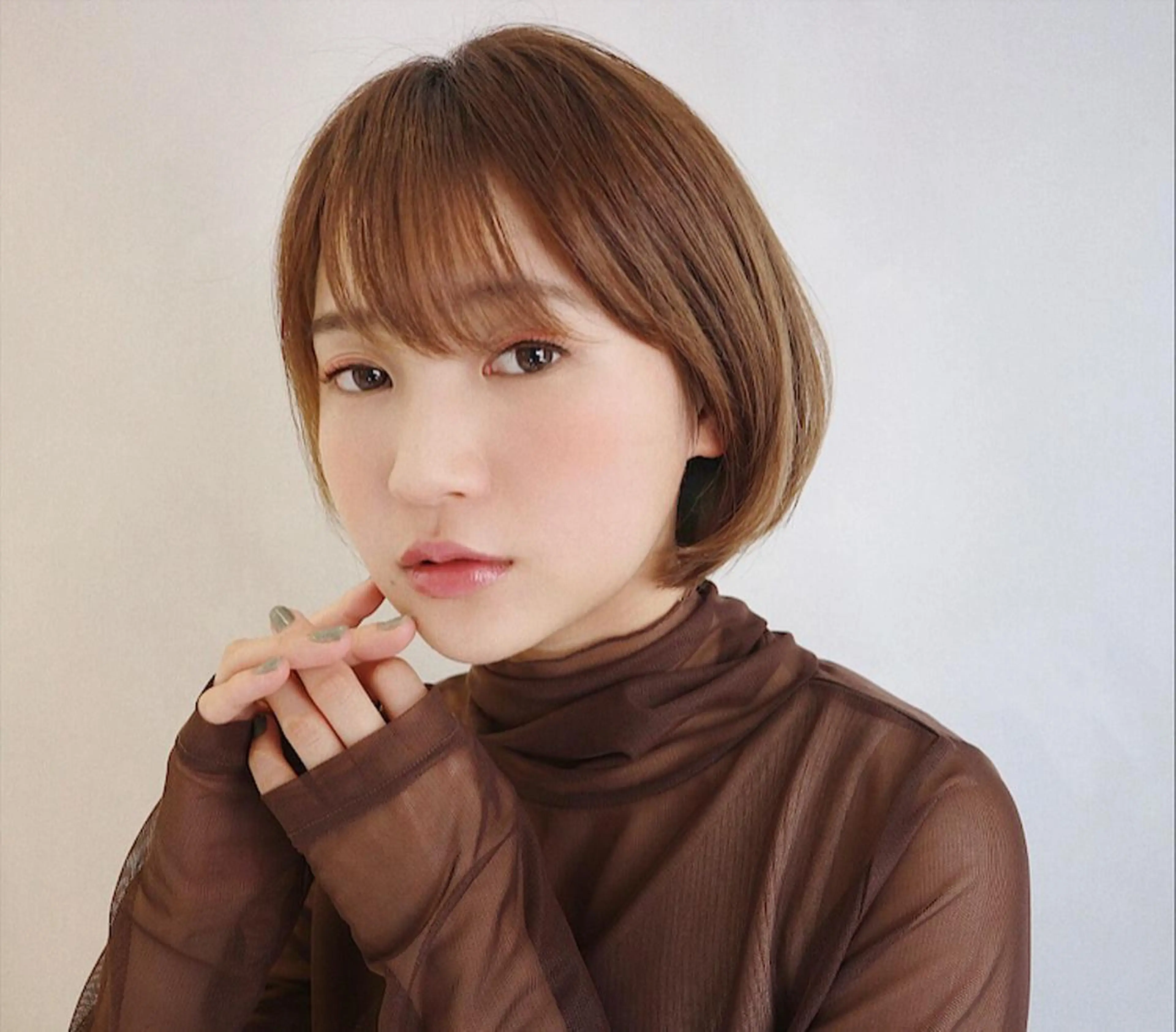 ショート カラー ショートボブ ベージュカラー ハイライトカラー ボブ ハイライト 徳本 駿太のヘアスタイル