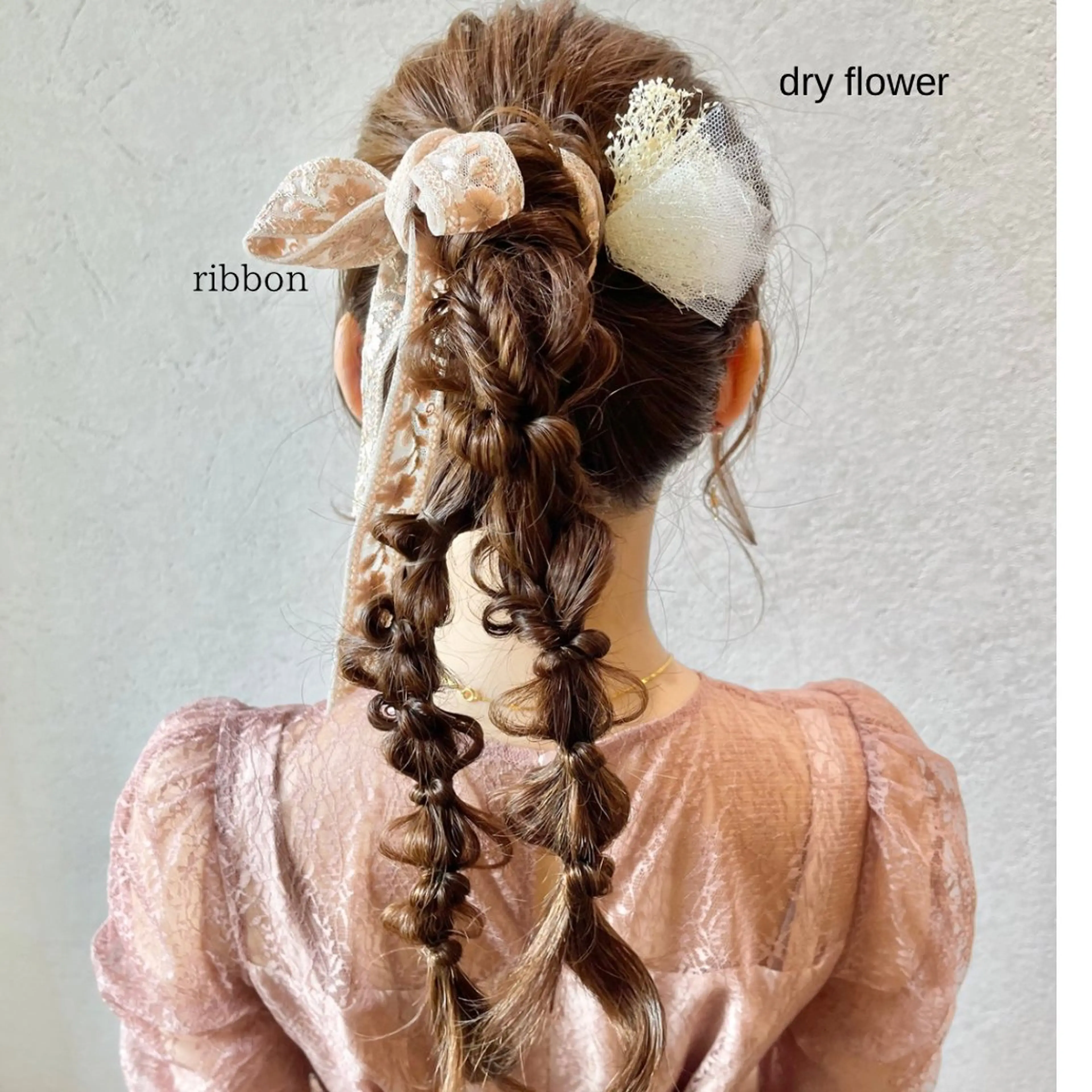 セミロング ヘアアレンジ 結婚式・ブライダル デート 卒業式のヘアスタイル ヘアセット charm《銀座》 ヘアセット/縮毛矯正のヘアスタイル