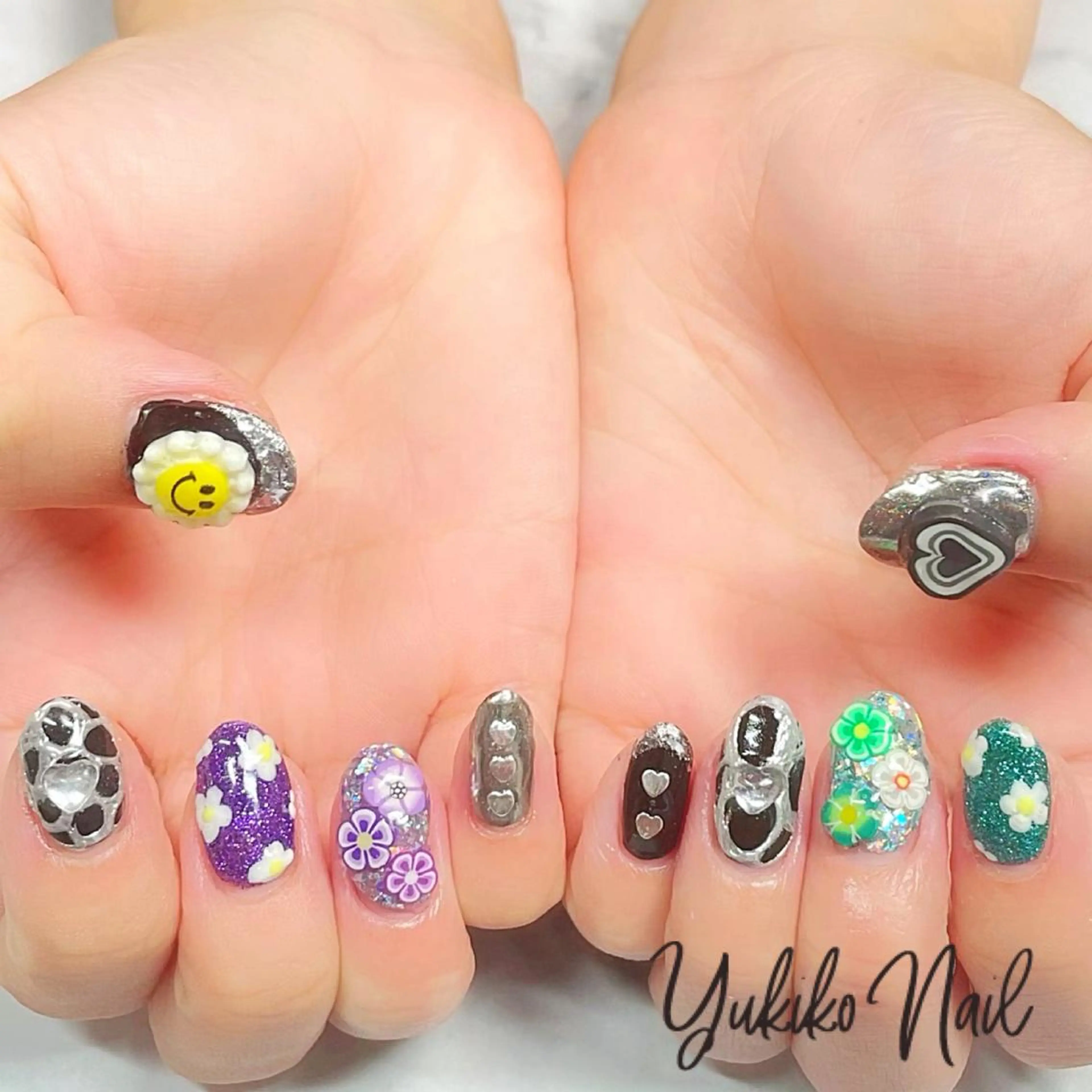 ネイル フラワーネイル ハート ミラーネイル ハンドネイル ユキコ ネイルのネイルデザイン